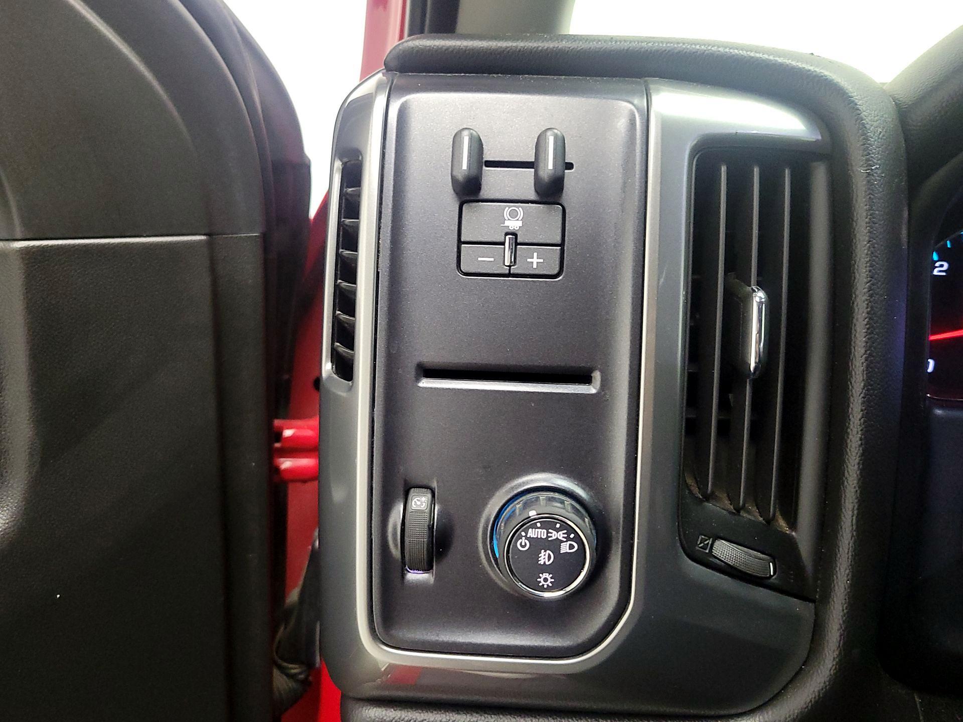 Thumbnail: 2014 Chevrolet Silverado 1500 - 13