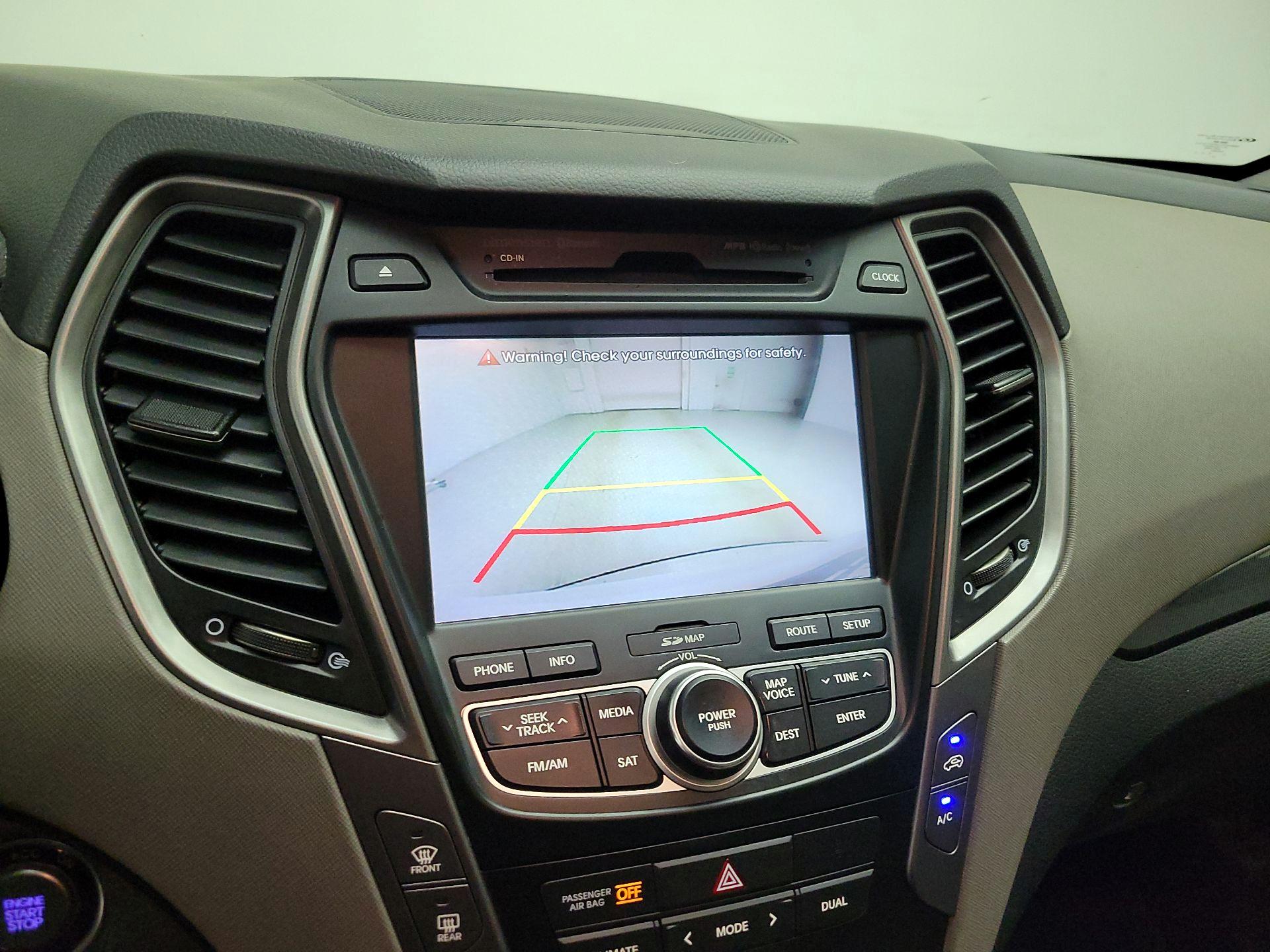 Thumbnail: 2016 Hyundai Santa Fe - 15