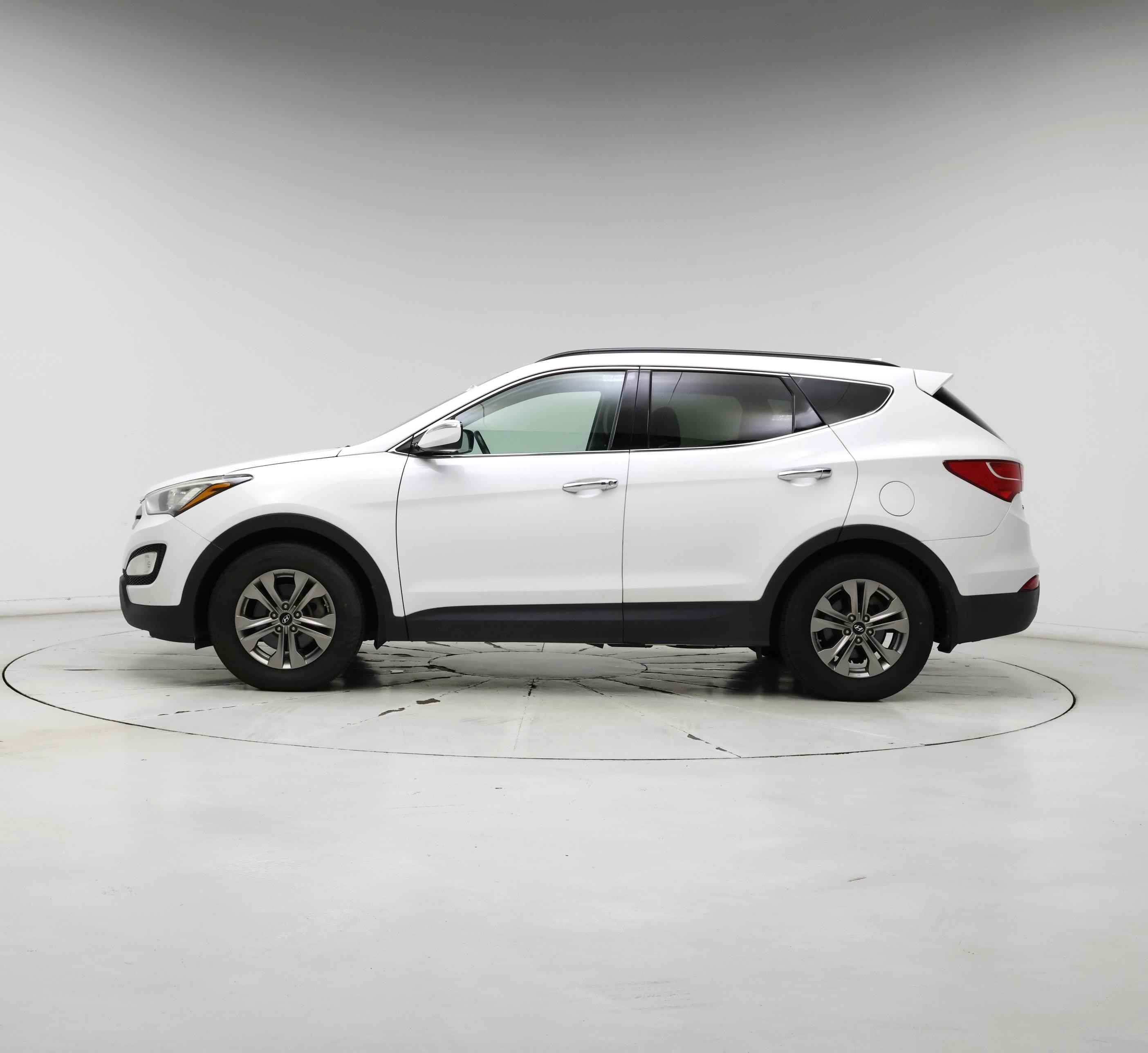 Thumbnail: 2016 Hyundai Santa Fe - 3
