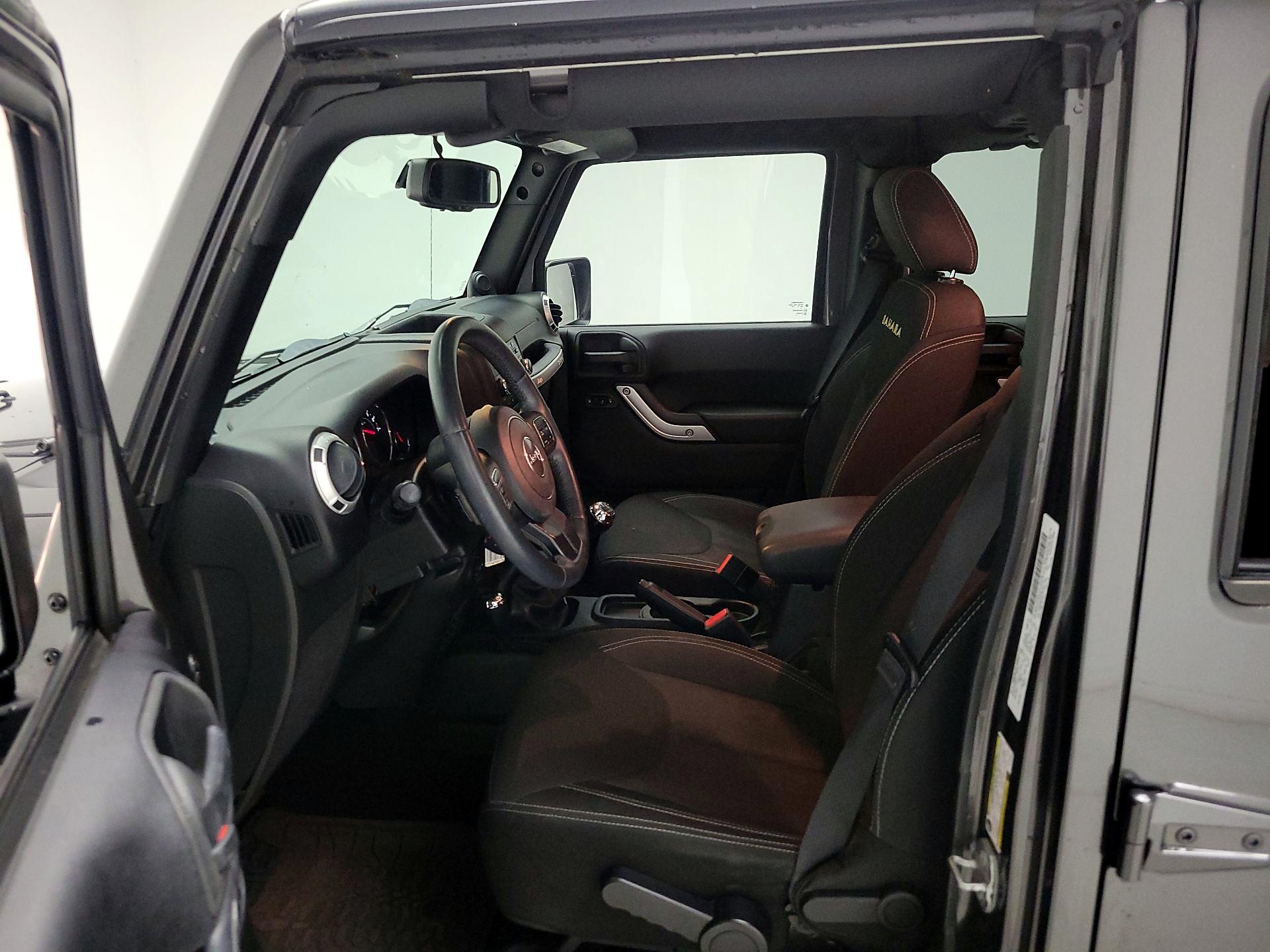Thumbnail: 2014 Jeep Wrangler - 11