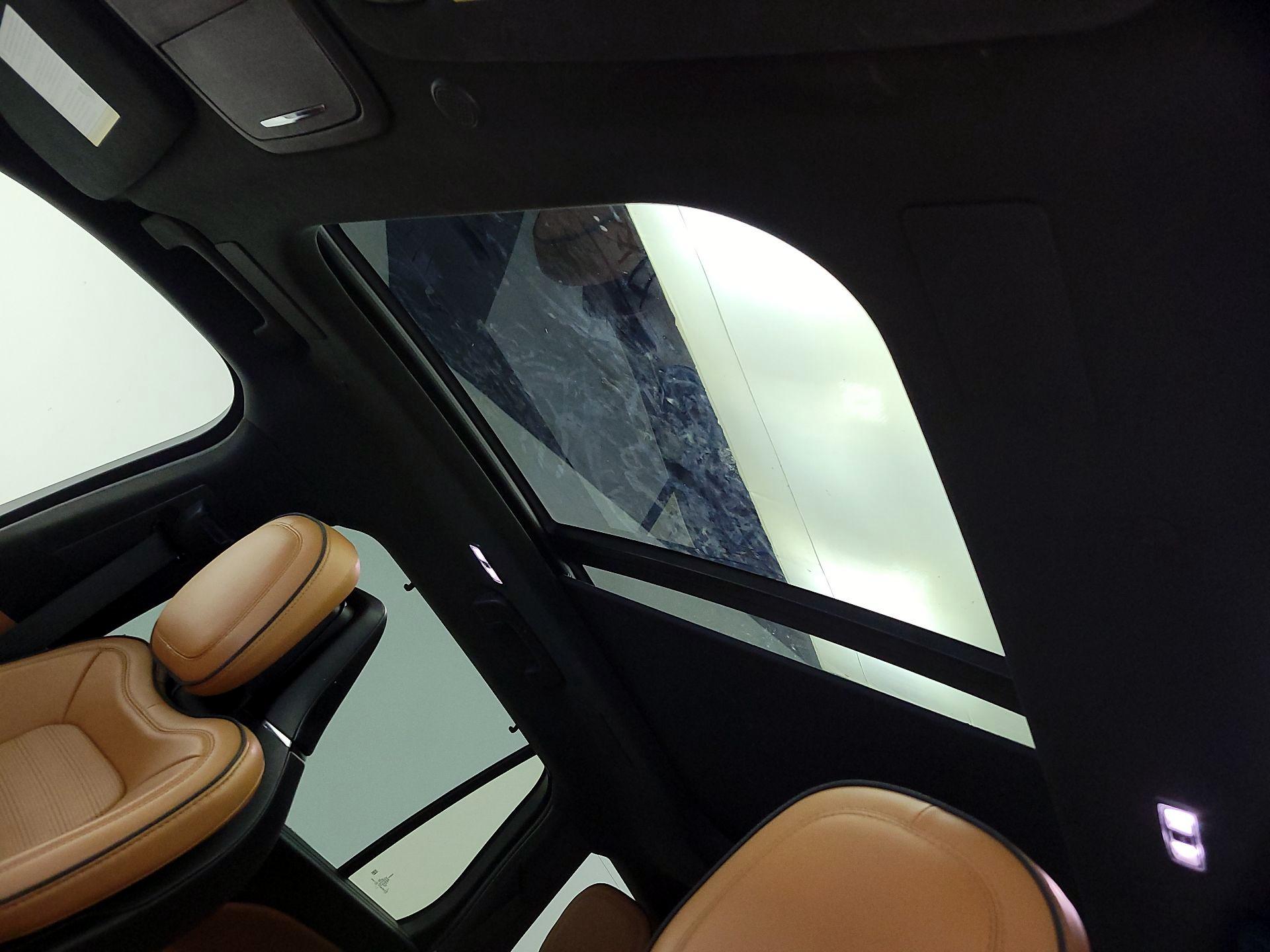Thumbnail: 2020 Lincoln Aviator - 20
