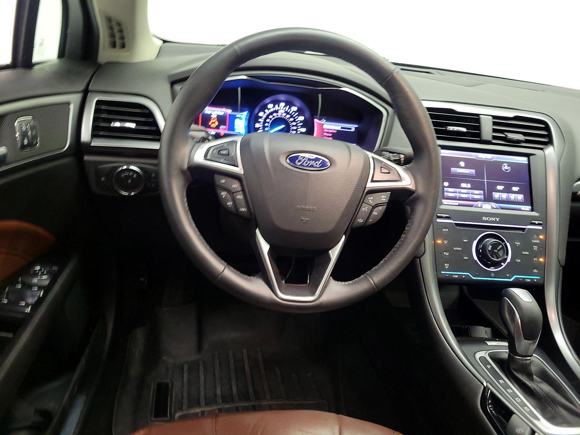 Thumbnail: 2015 Ford Fusion - 10