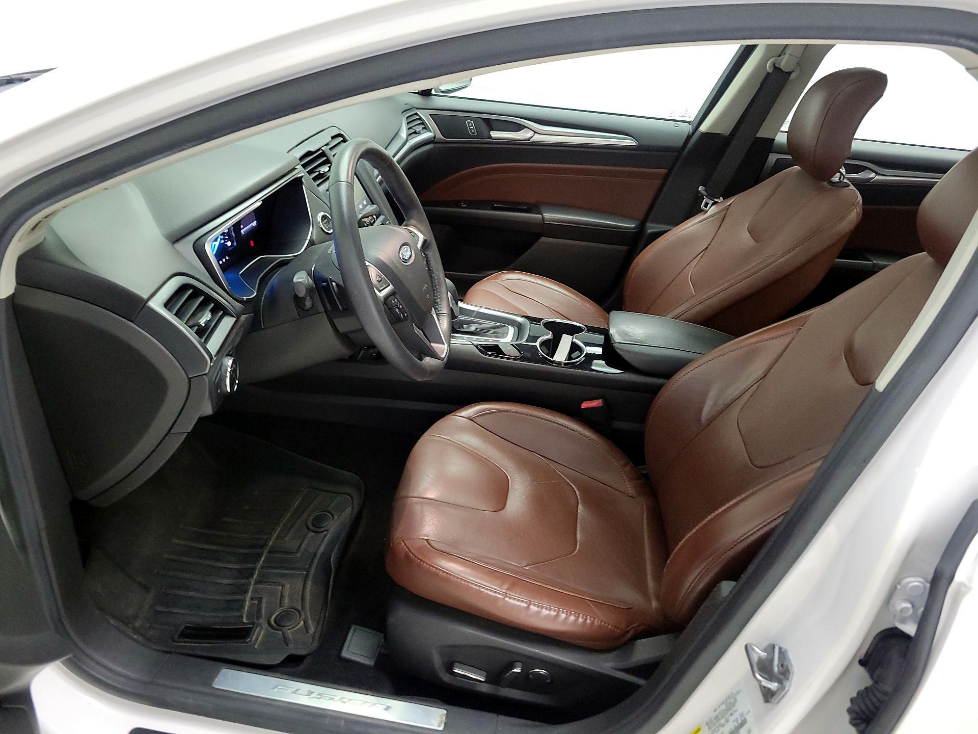 Thumbnail: 2015 Ford Fusion - 11