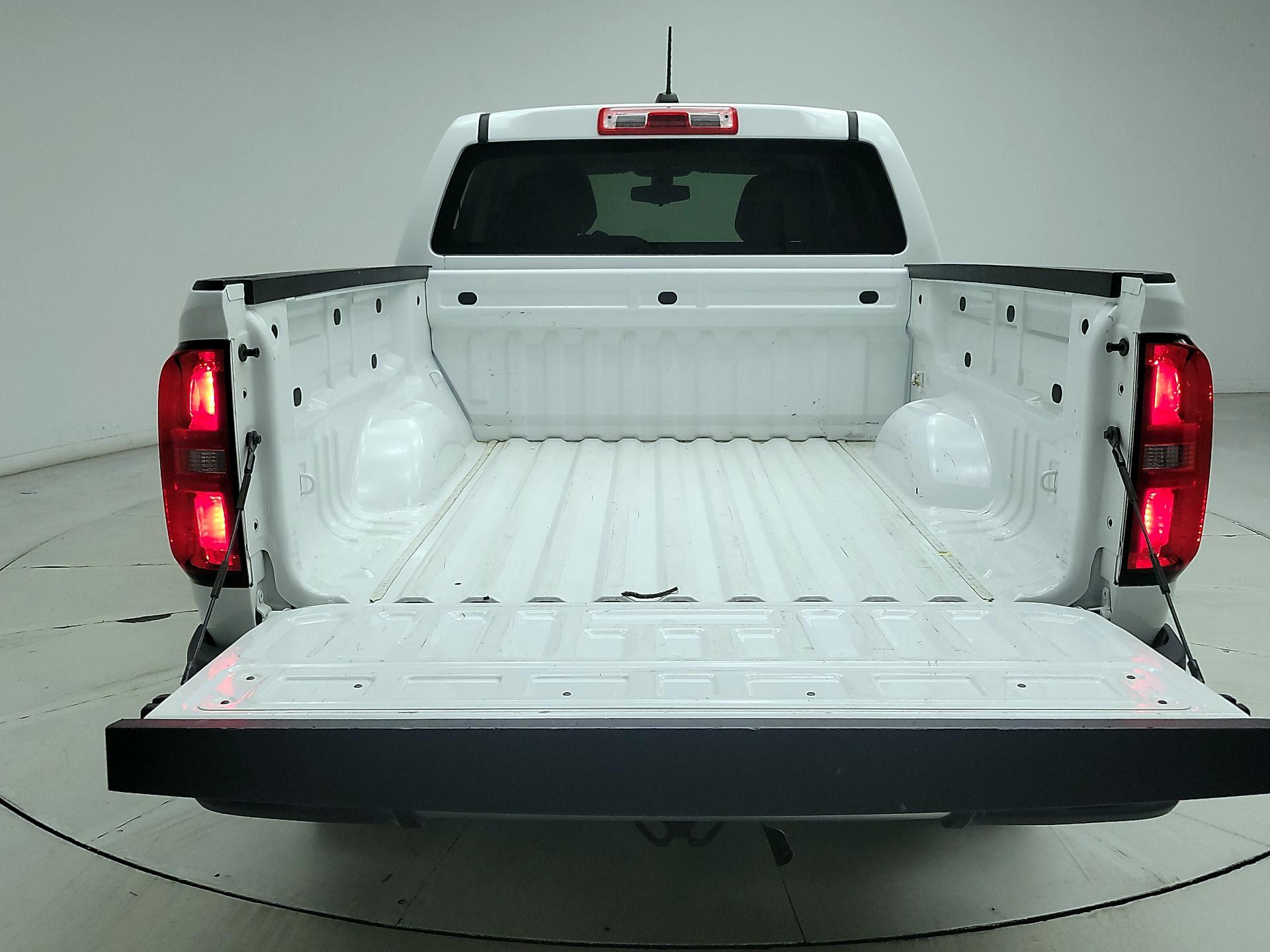 Thumbnail: 2021 Chevrolet Colorado - 20