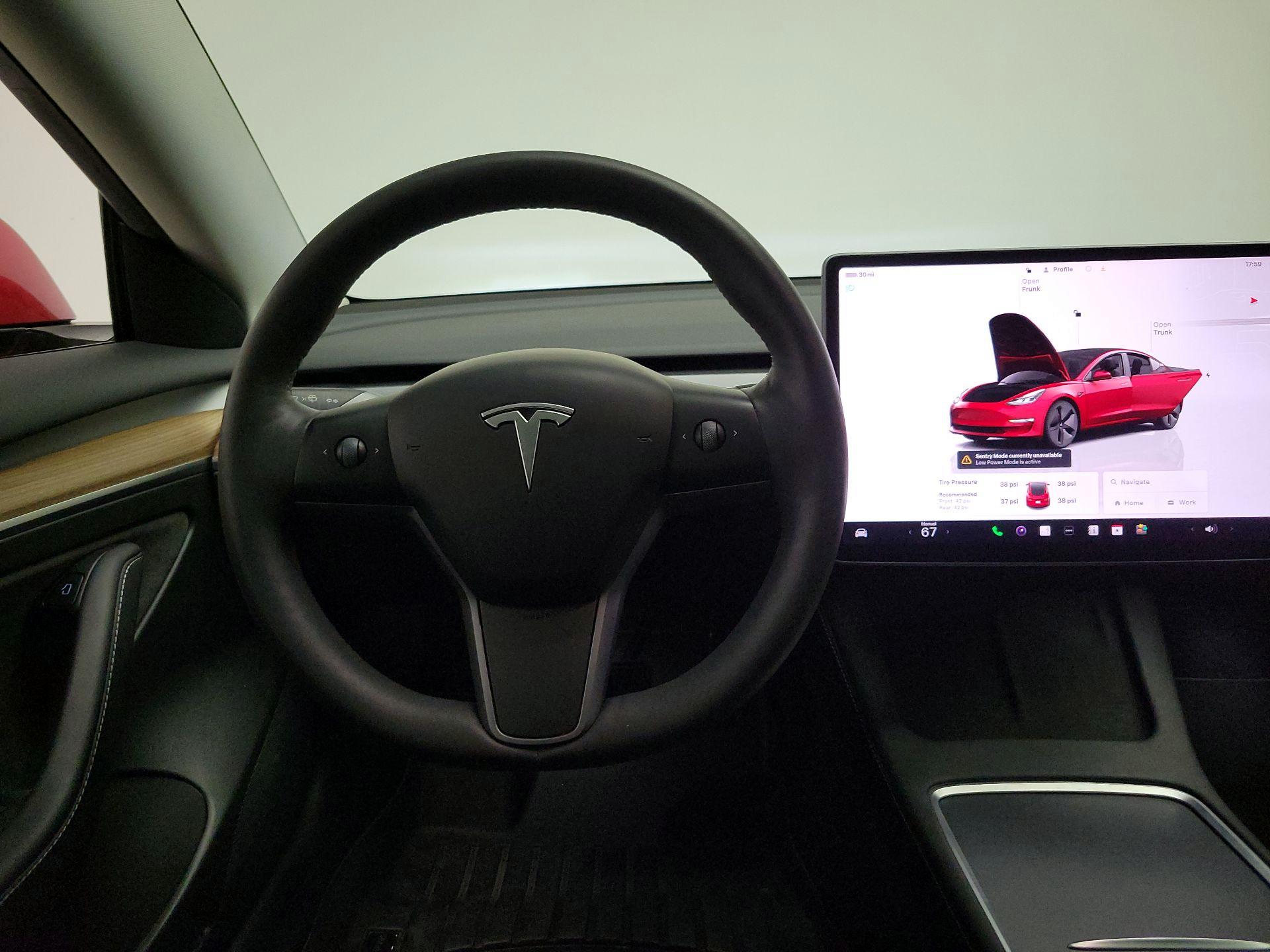 Thumbnail: 2023 Tesla Model 3 - 10