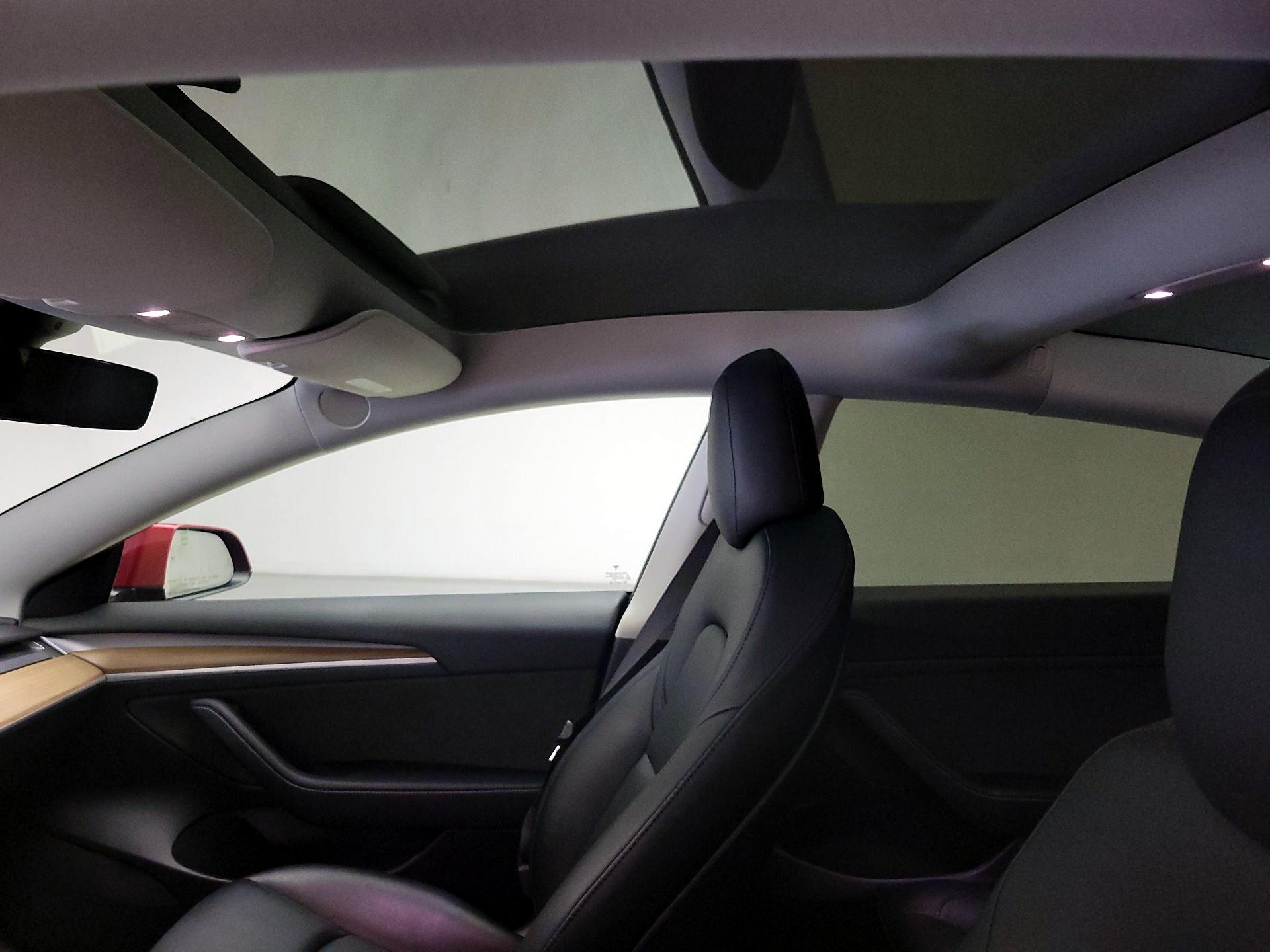 Thumbnail: 2023 Tesla Model 3 - 18