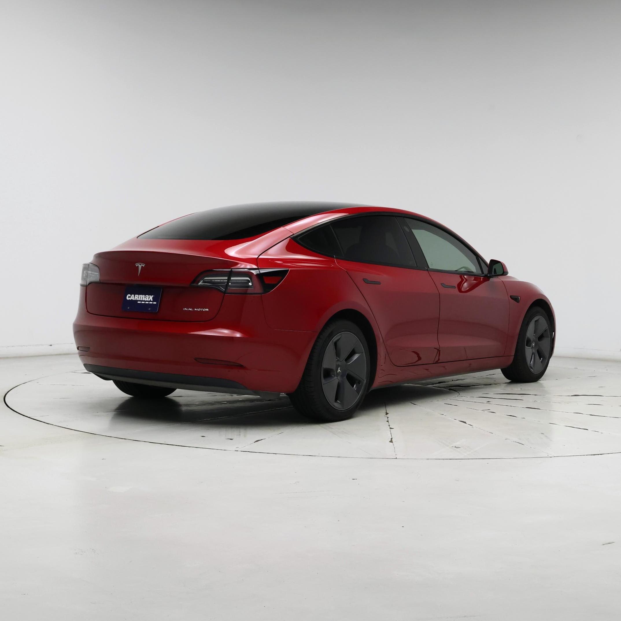 Thumbnail: 2023 Tesla Model 3 - 8