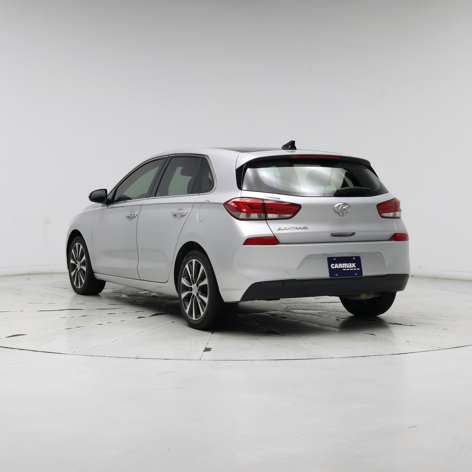 Thumbnail: 2018 Hyundai Elantra - 2