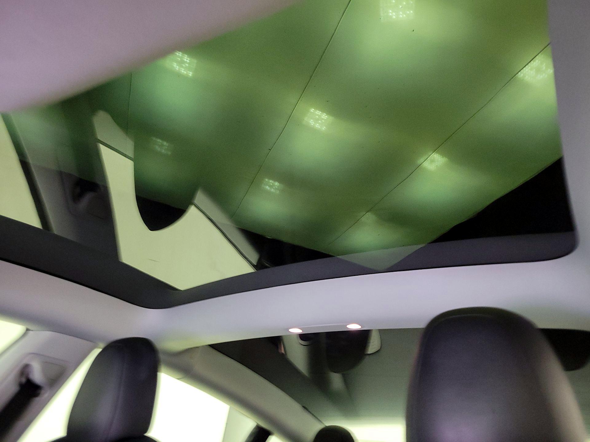 Thumbnail: 2021 Tesla Model 3 - 18