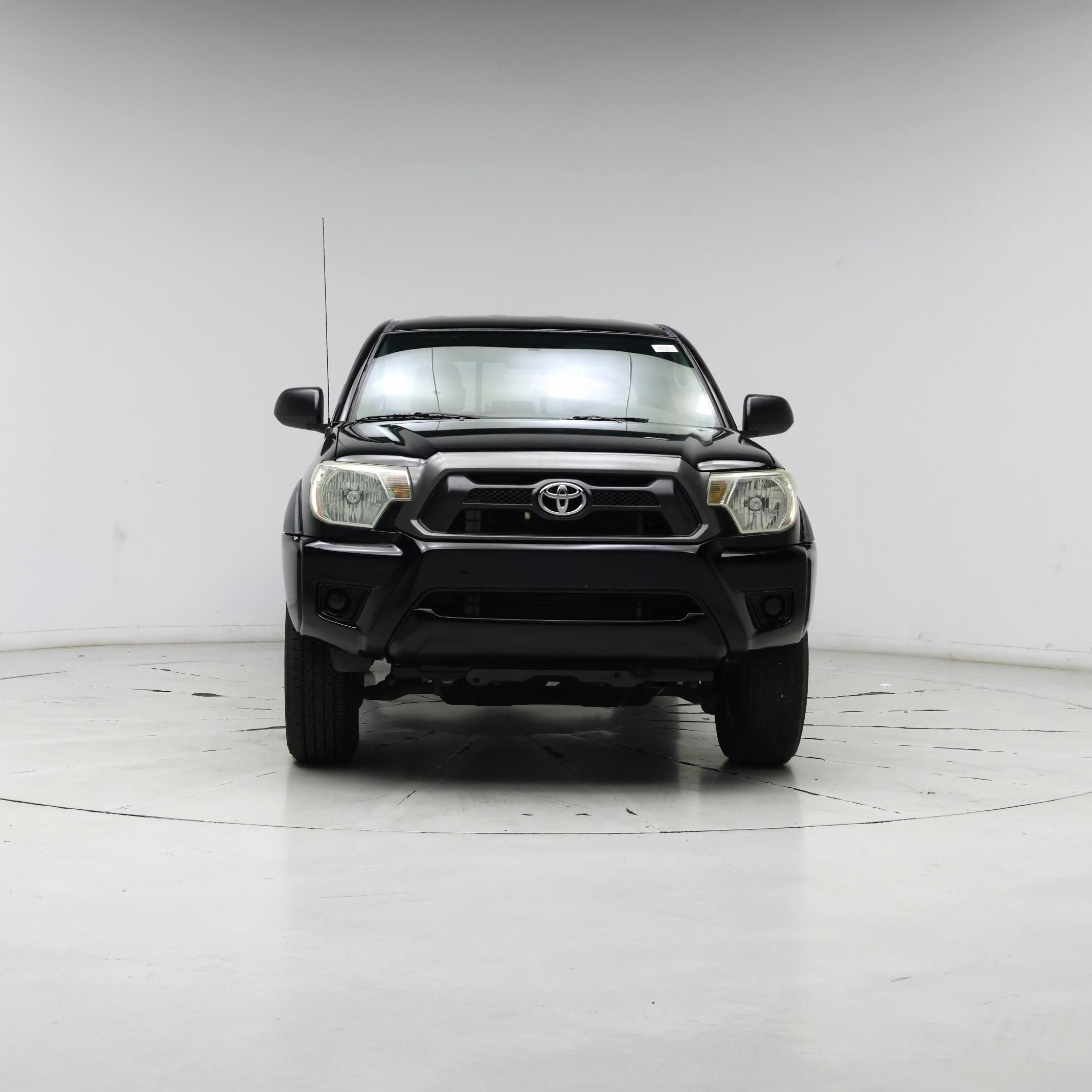 Thumbnail: 2015 Toyota Tacoma - 5