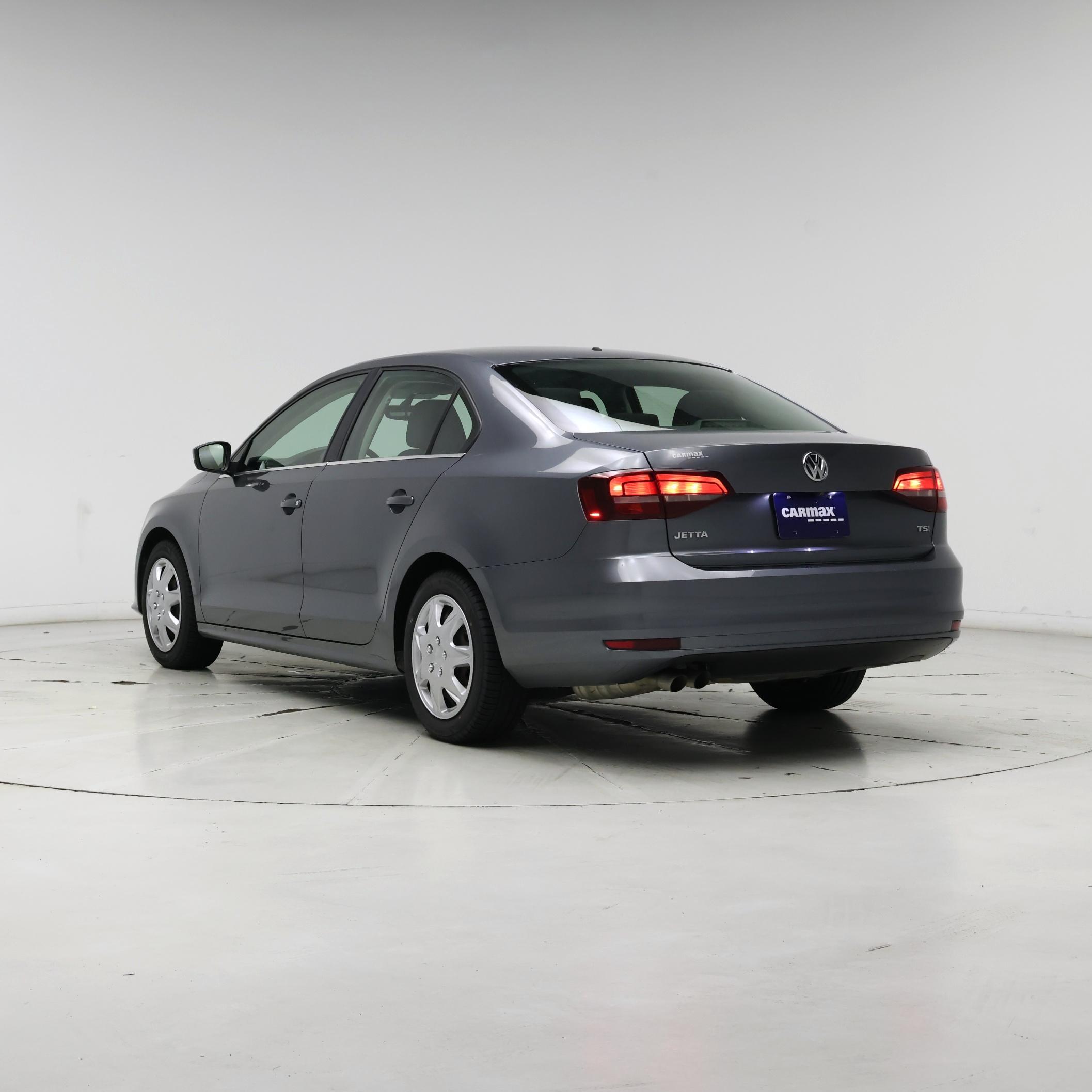 Thumbnail: 2017 Volkswagen Jetta - 2