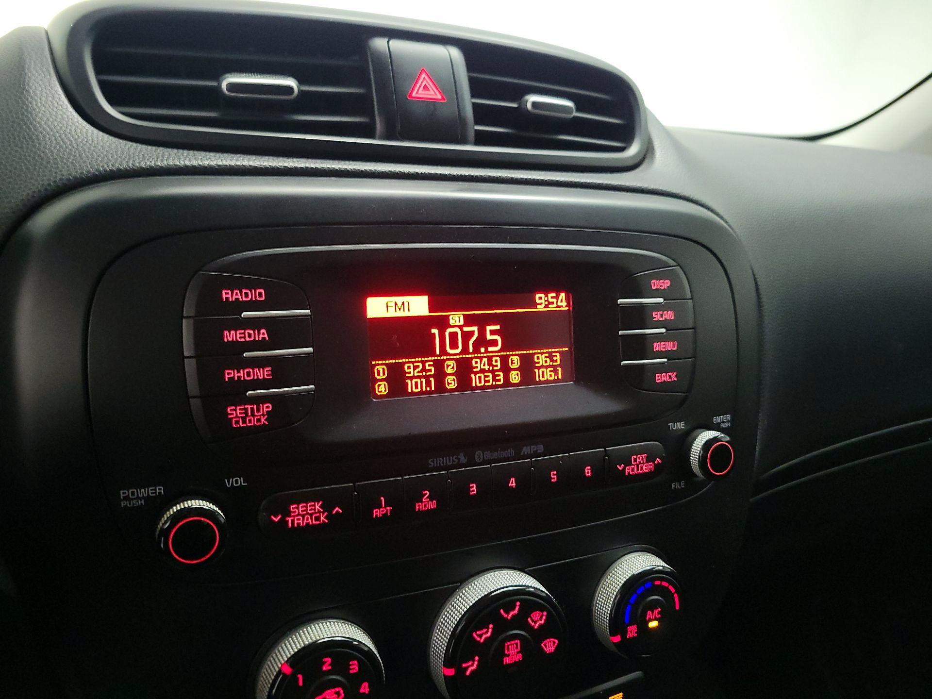 Thumbnail: 2016 Kia Soul - 14