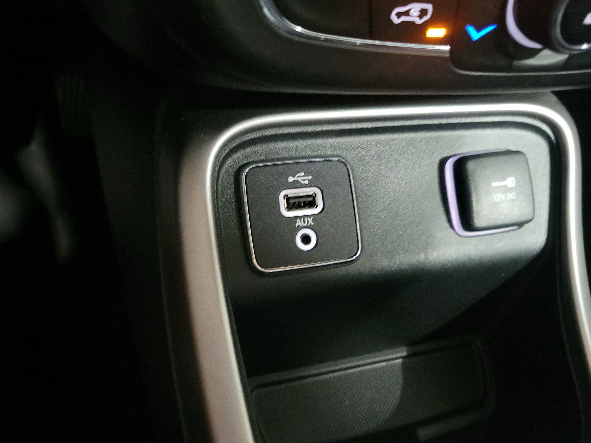 Thumbnail: 2018 Jeep Compass - 18