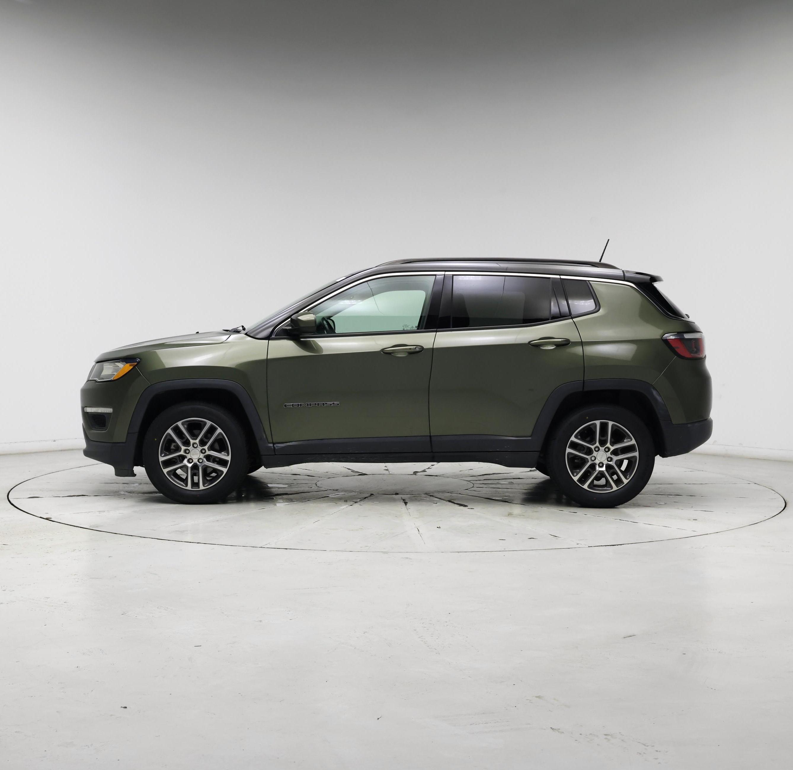 Thumbnail: 2018 Jeep Compass - 3
