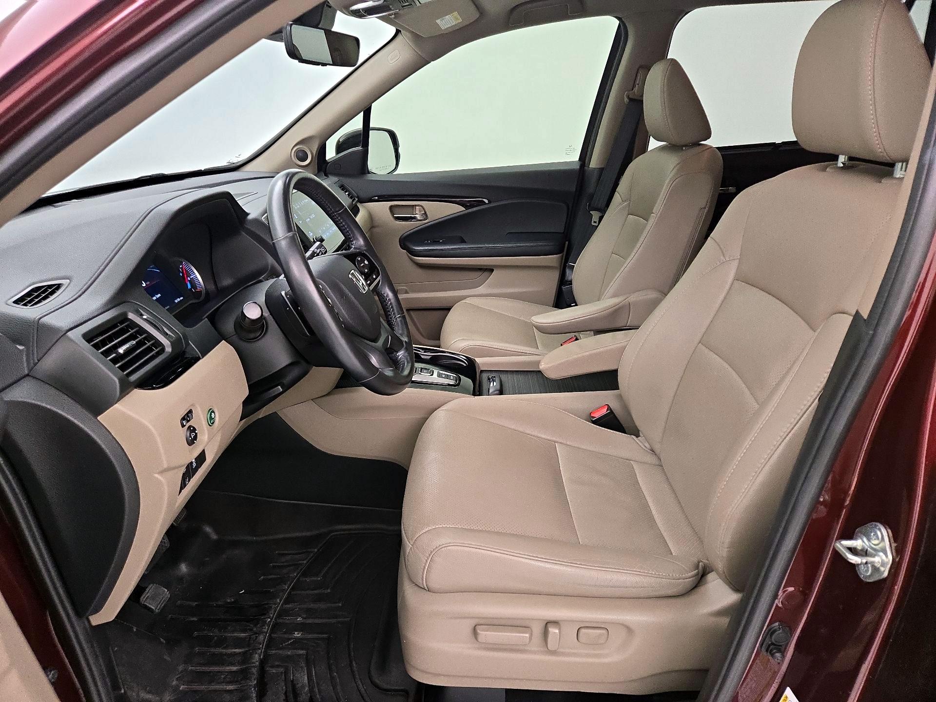 Thumbnail: 2019 Honda Pilot - 11