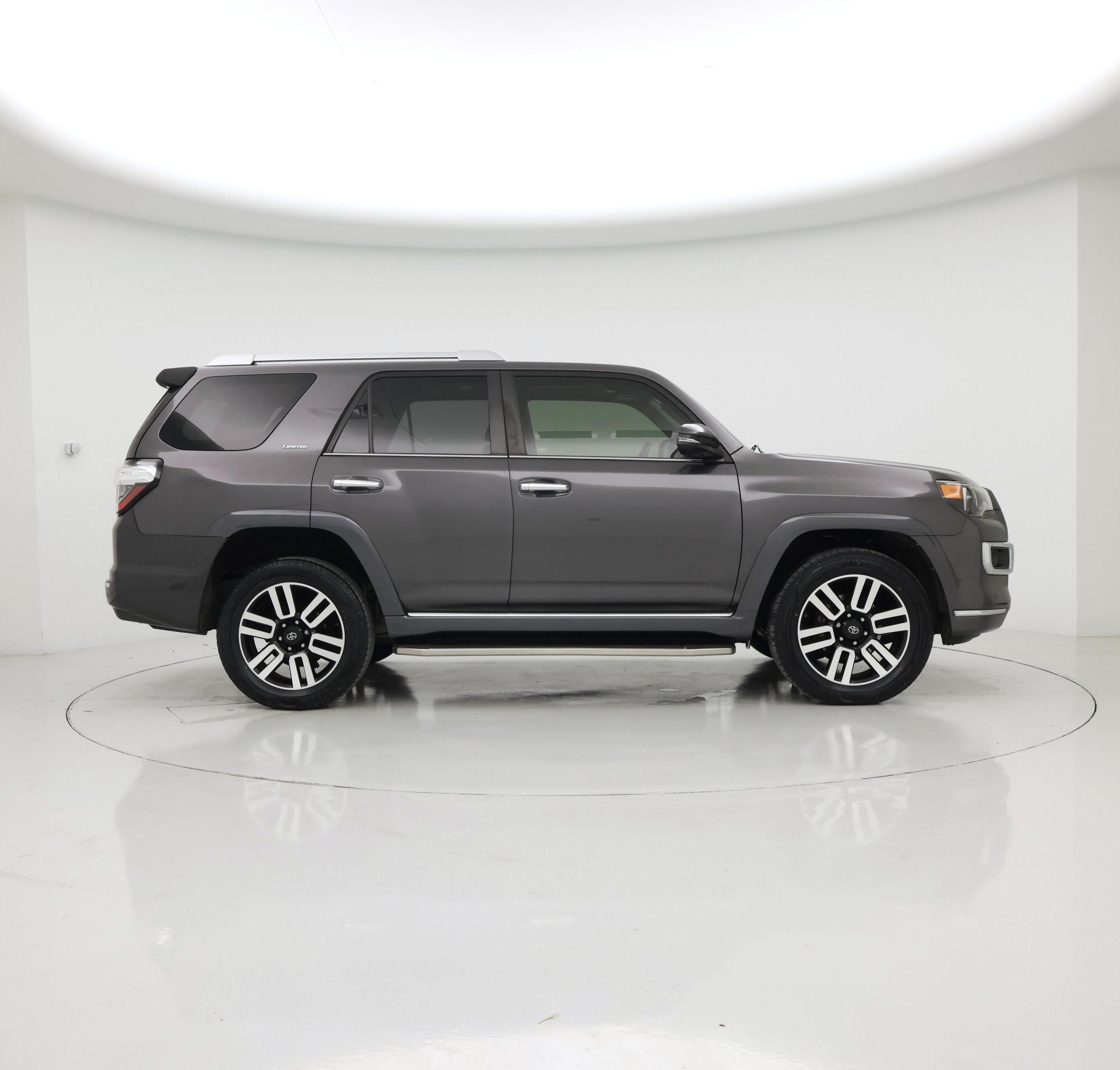Thumbnail: 2018 Toyota 4Runner - 7