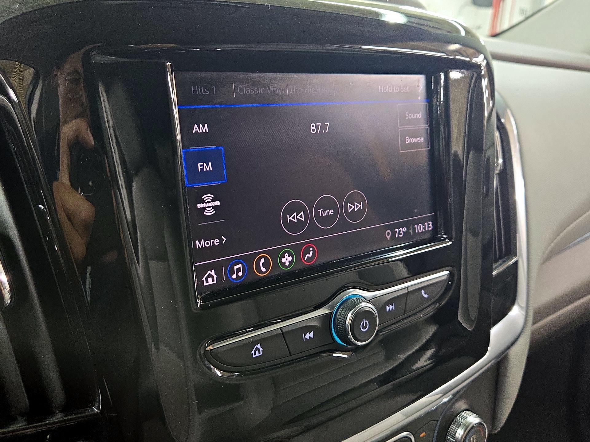 Thumbnail: 2020 Chevrolet Traverse - 15