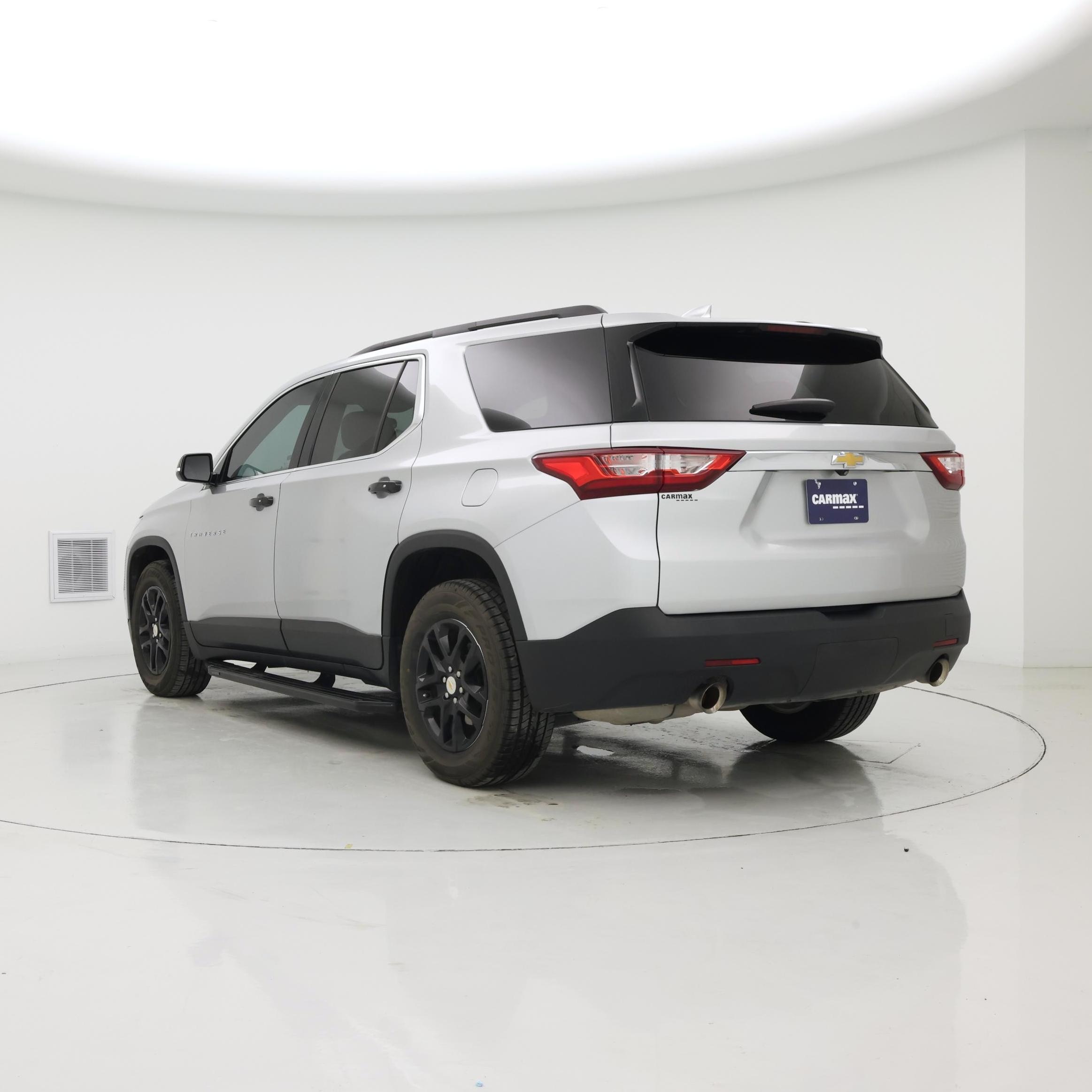 Thumbnail: 2020 Chevrolet Traverse - 2