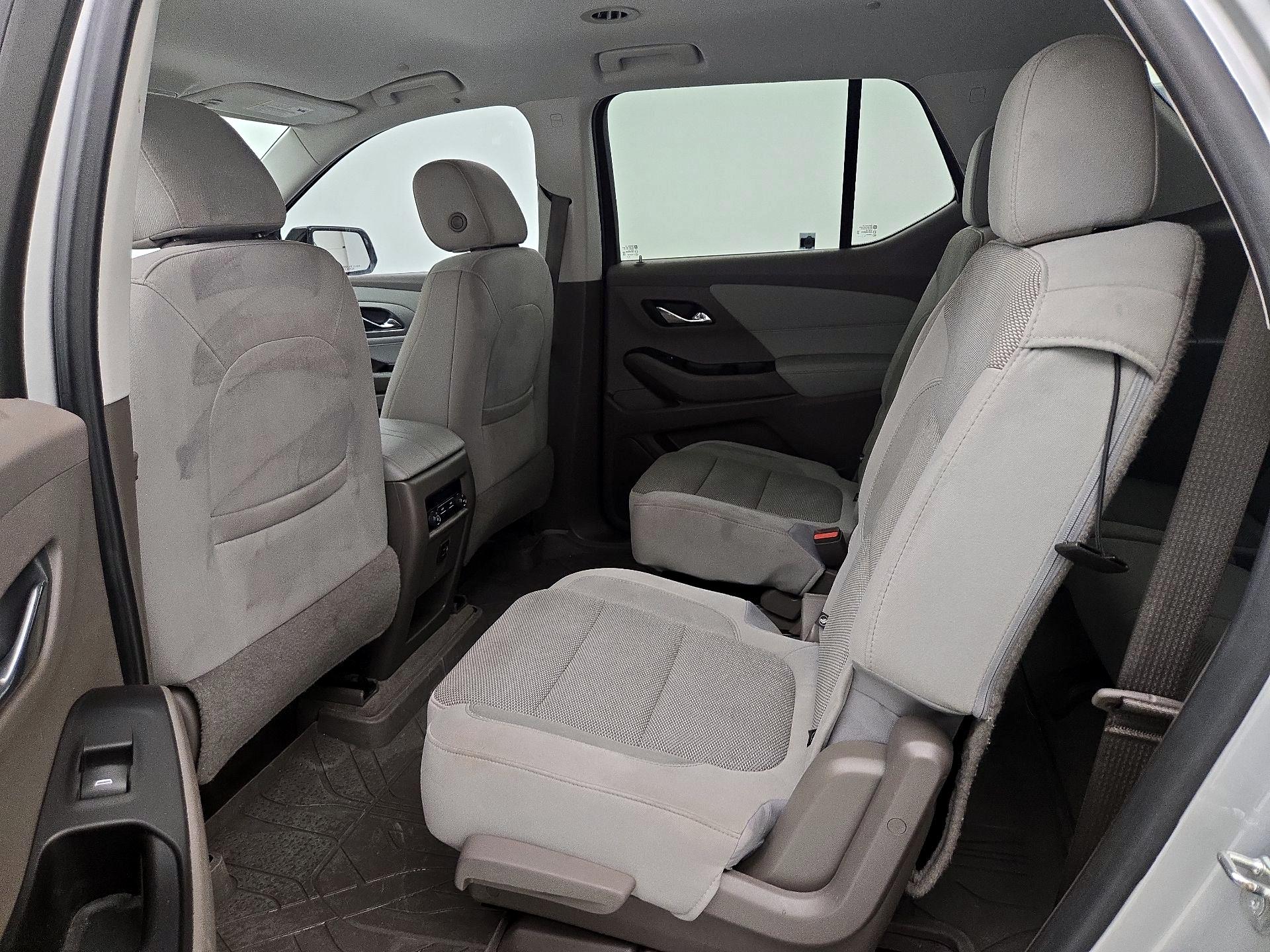 Thumbnail: 2020 Chevrolet Traverse - 19
