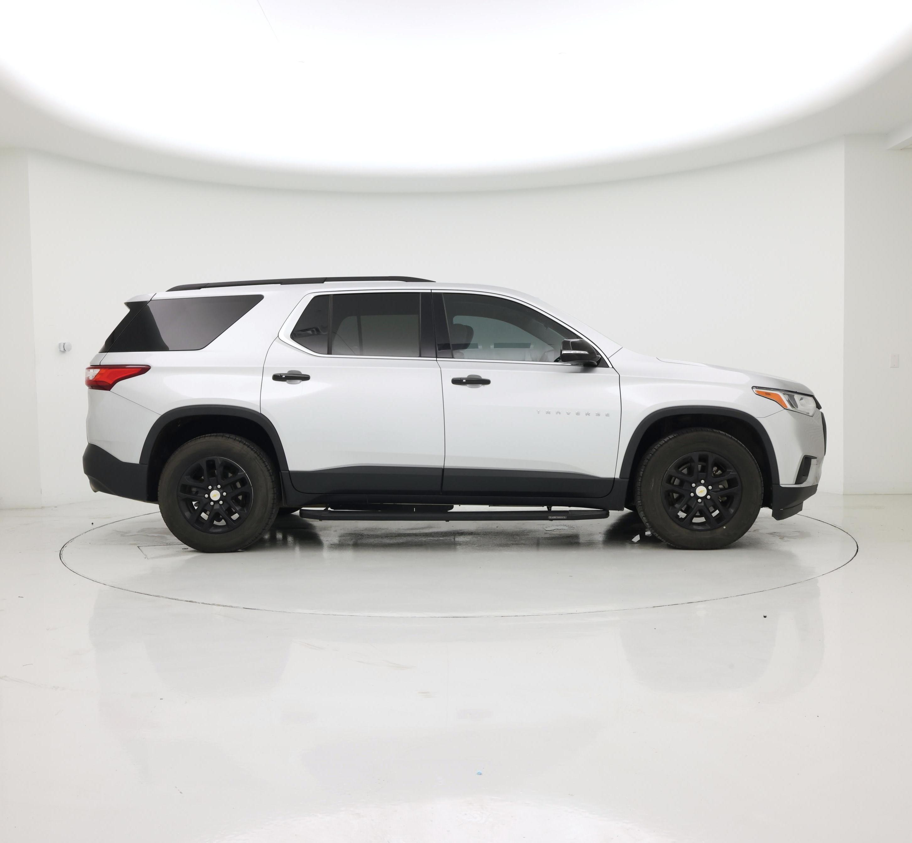 Thumbnail: 2020 Chevrolet Traverse - 7