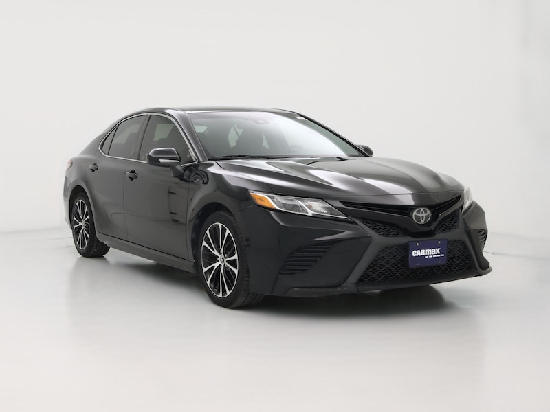 2018 Toyota Camry SE -
                  Tyler, TX