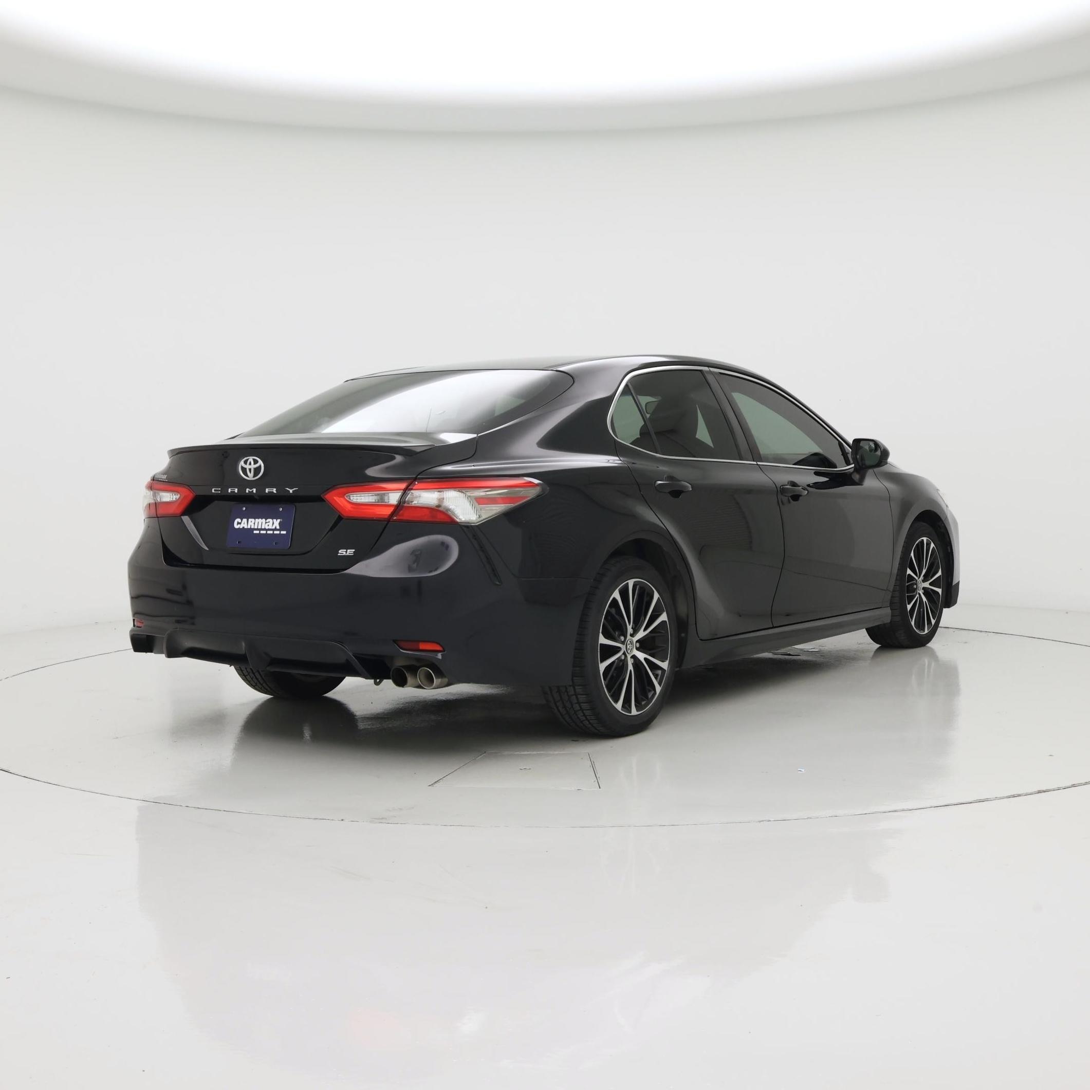 Thumbnail: 2018 Toyota Camry - 8