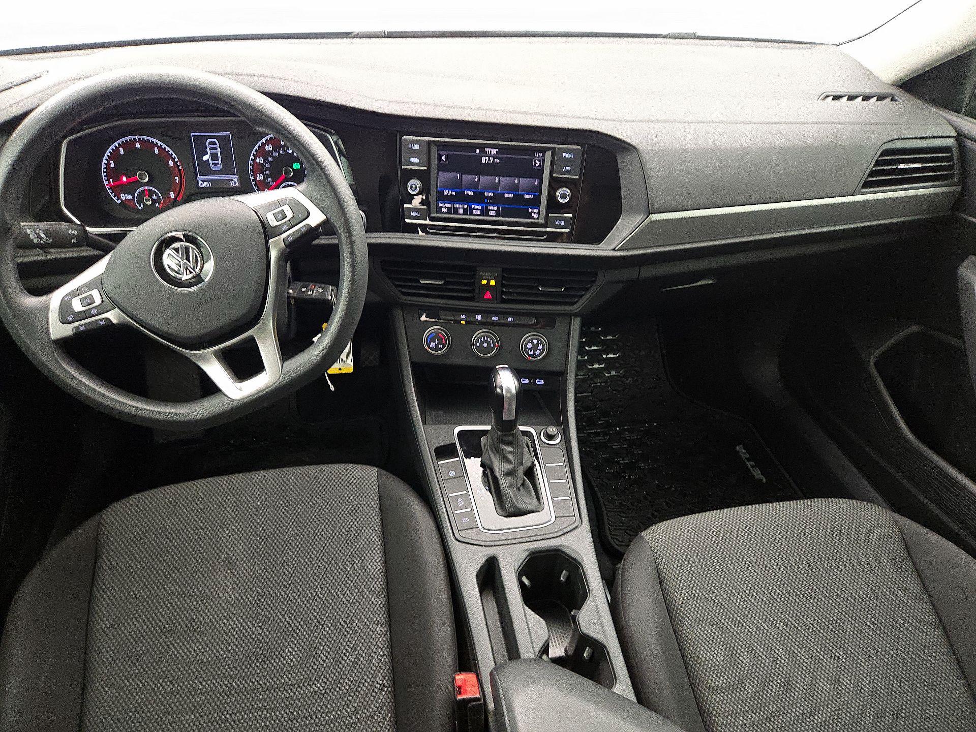 Thumbnail: 2021 Volkswagen Jetta - 9