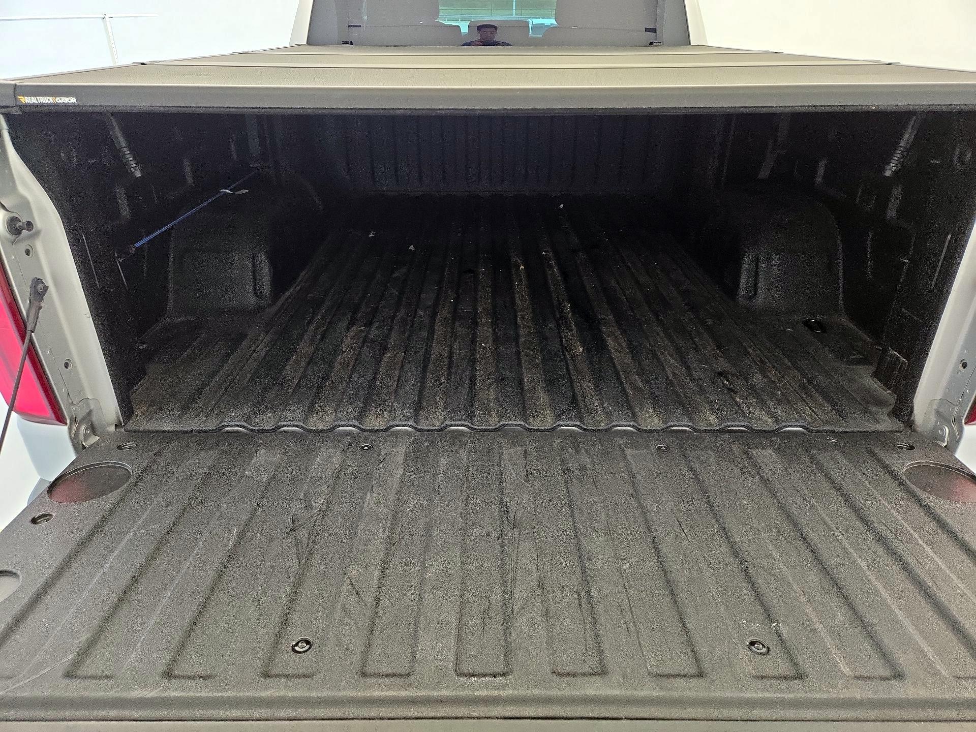 Thumbnail: 2019 Chevrolet Silverado 1500 - 9
