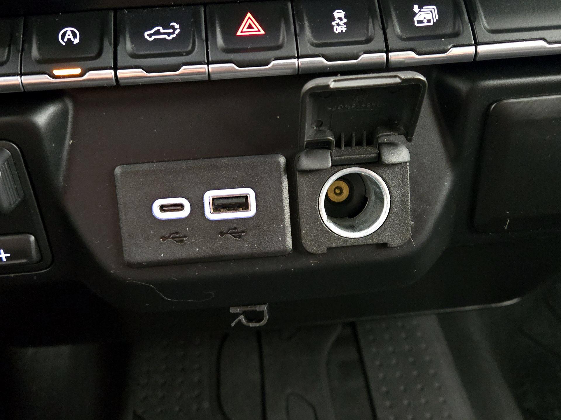 Thumbnail: 2019 Chevrolet Silverado 1500 - 18