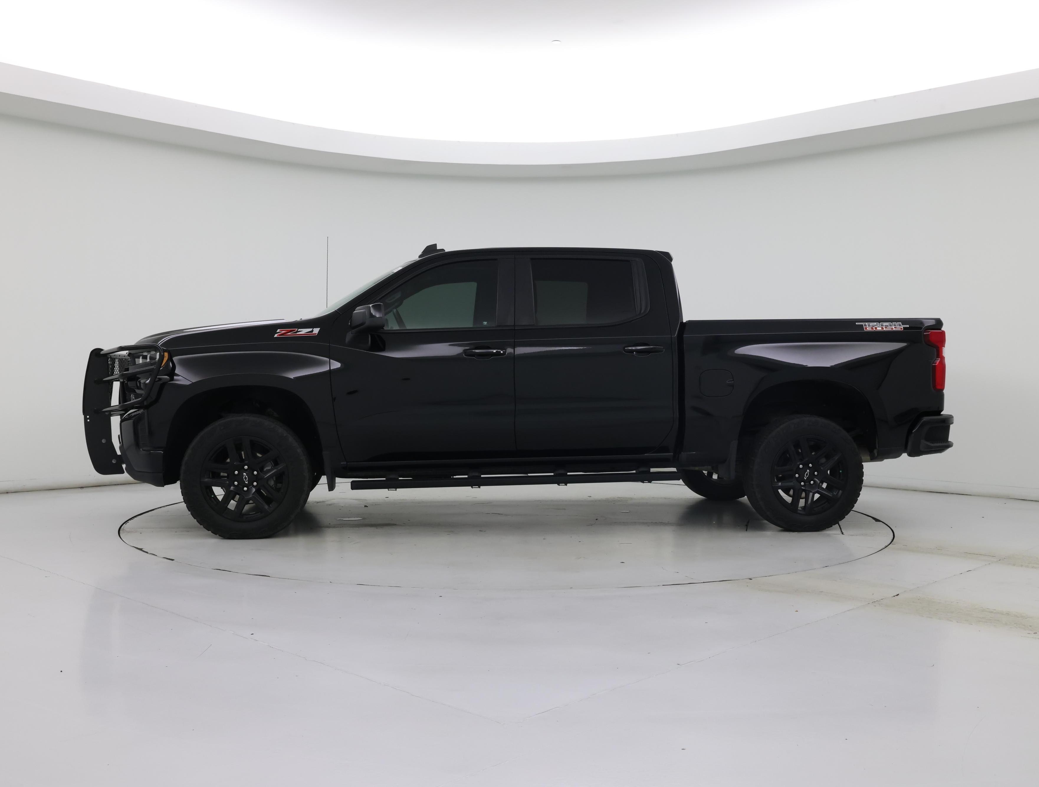 Thumbnail: 2021 Chevrolet Silverado 1500 - 3