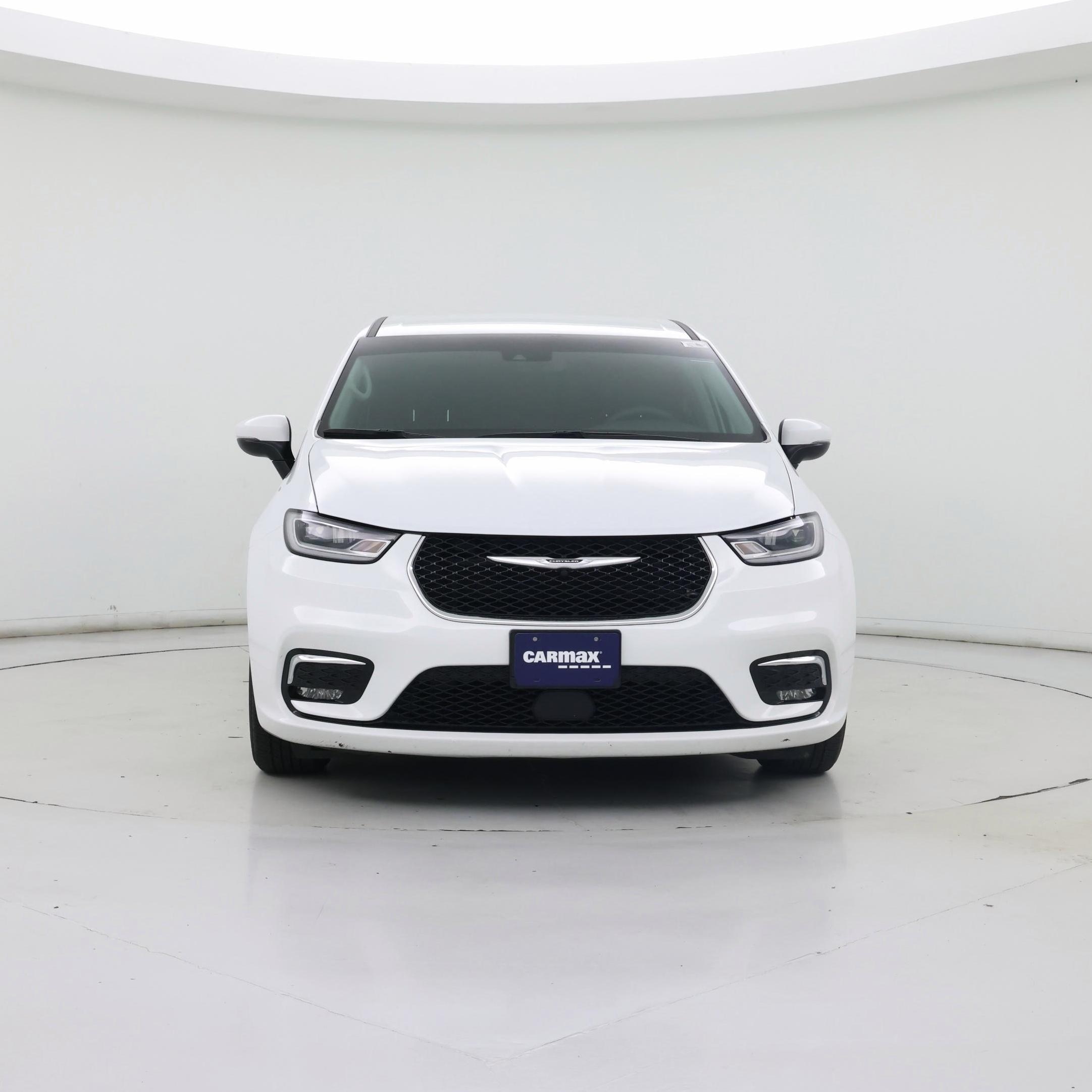 Thumbnail: 2023 Chrysler Pacifica - 5