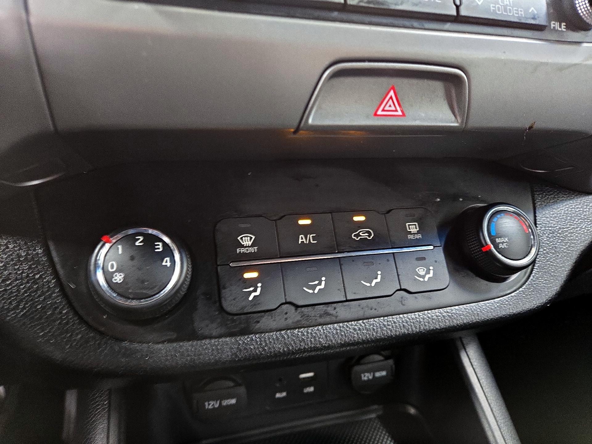 Thumbnail: 2016 Kia Sportage - 15