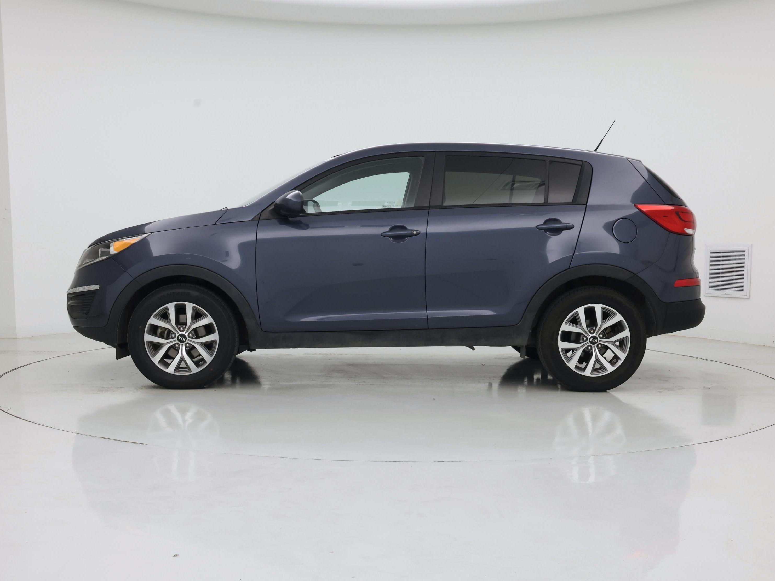 Thumbnail: 2016 Kia Sportage - 3