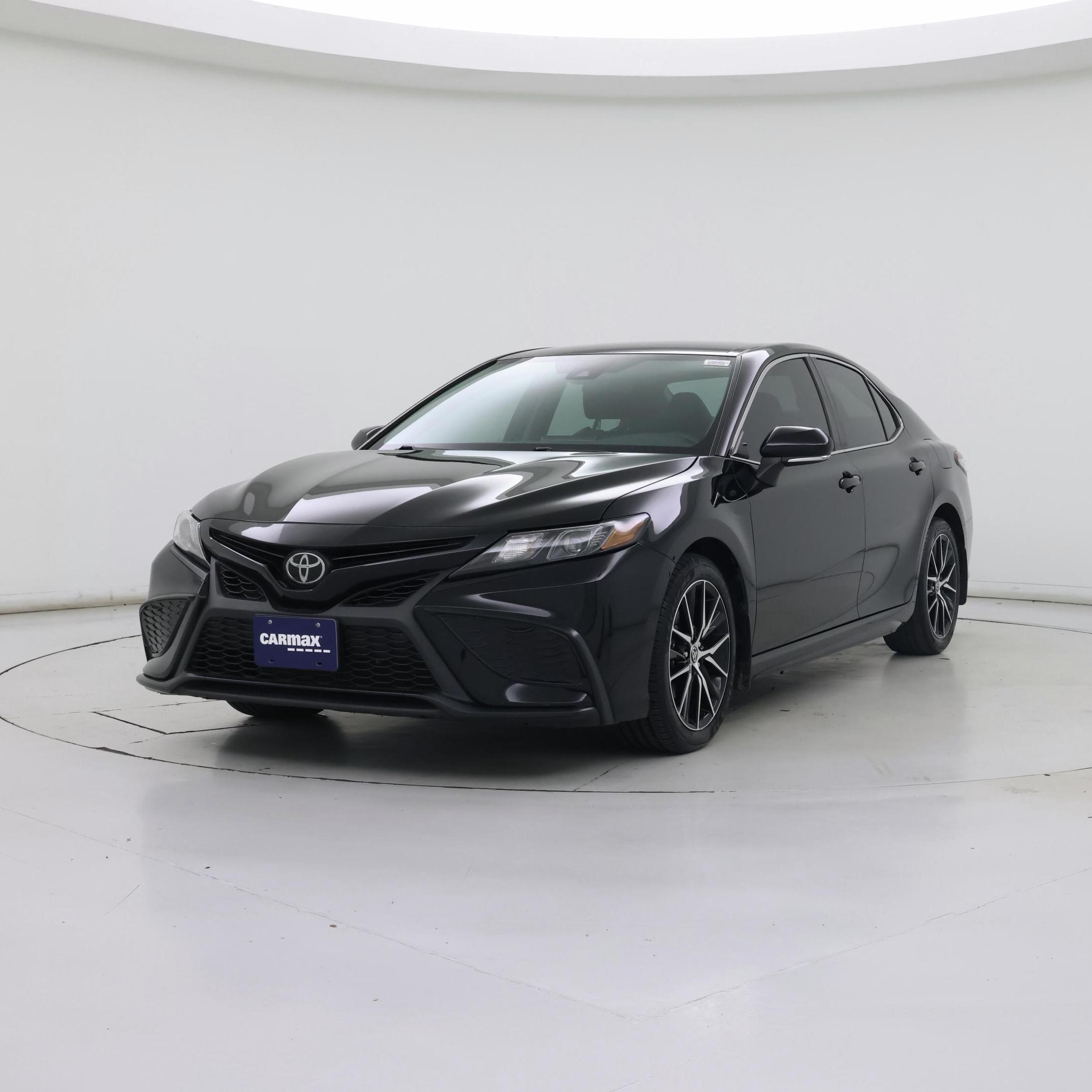 Thumbnail: 2023 Toyota Camry - 4