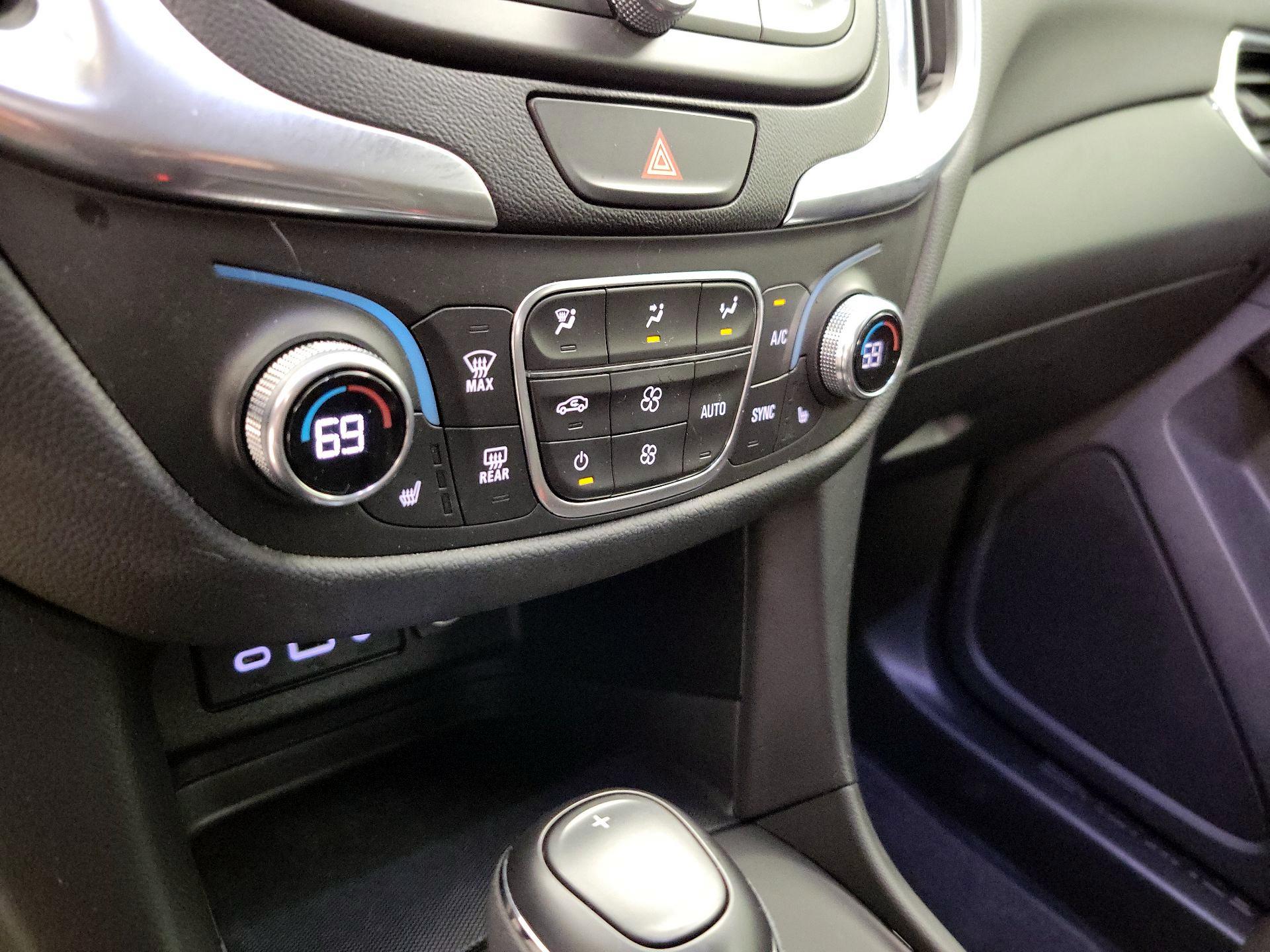 Thumbnail: 2021 Chevrolet Equinox - 17