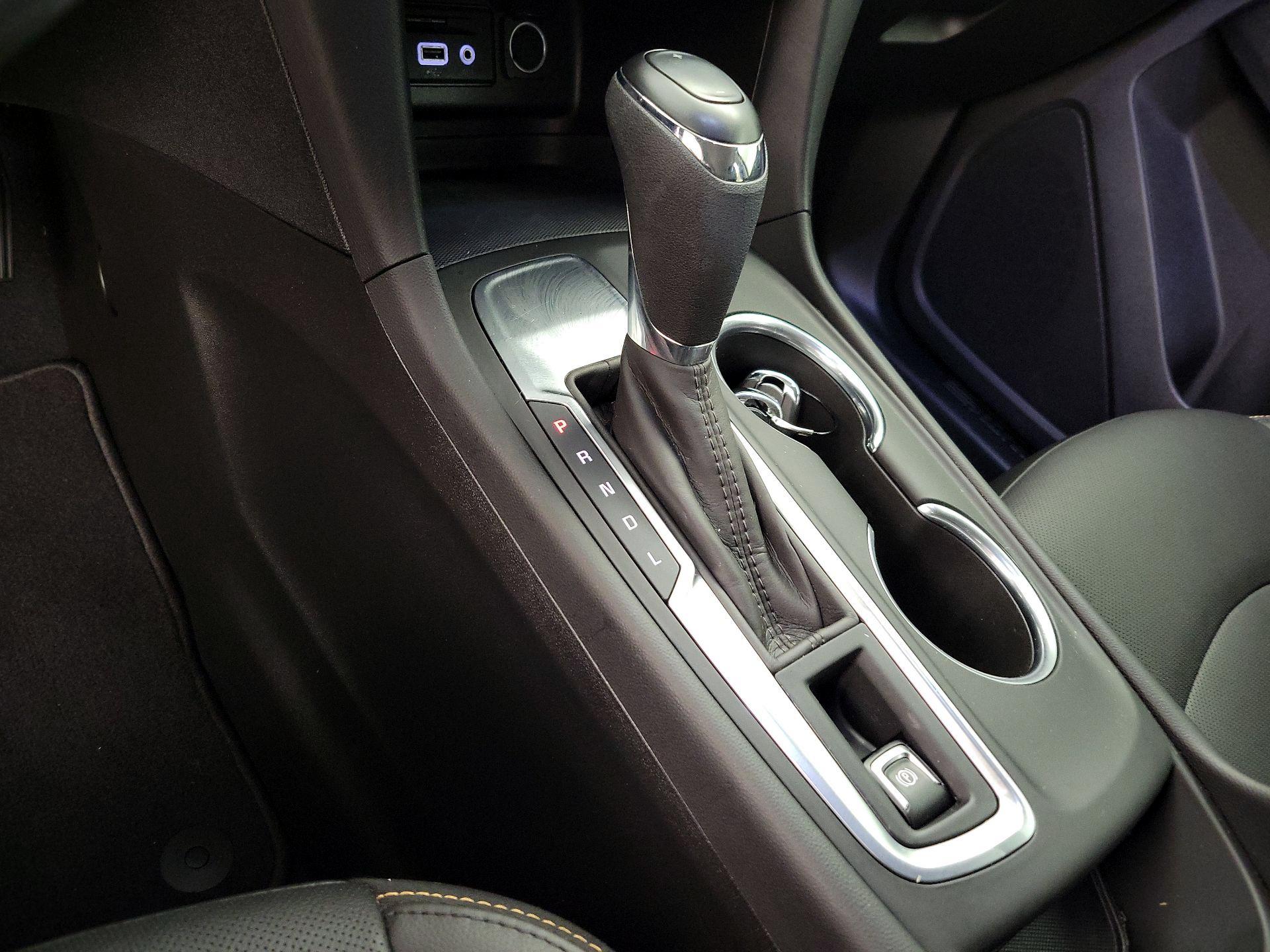 Thumbnail: 2021 Chevrolet Equinox - 18