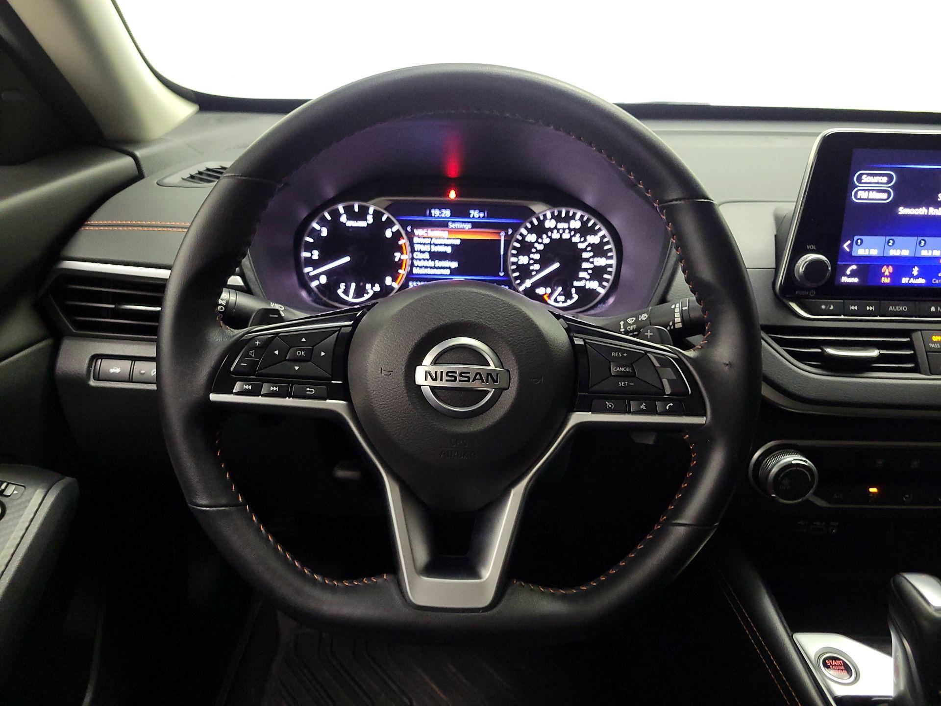 Thumbnail: 2021 Nissan Altima - 10