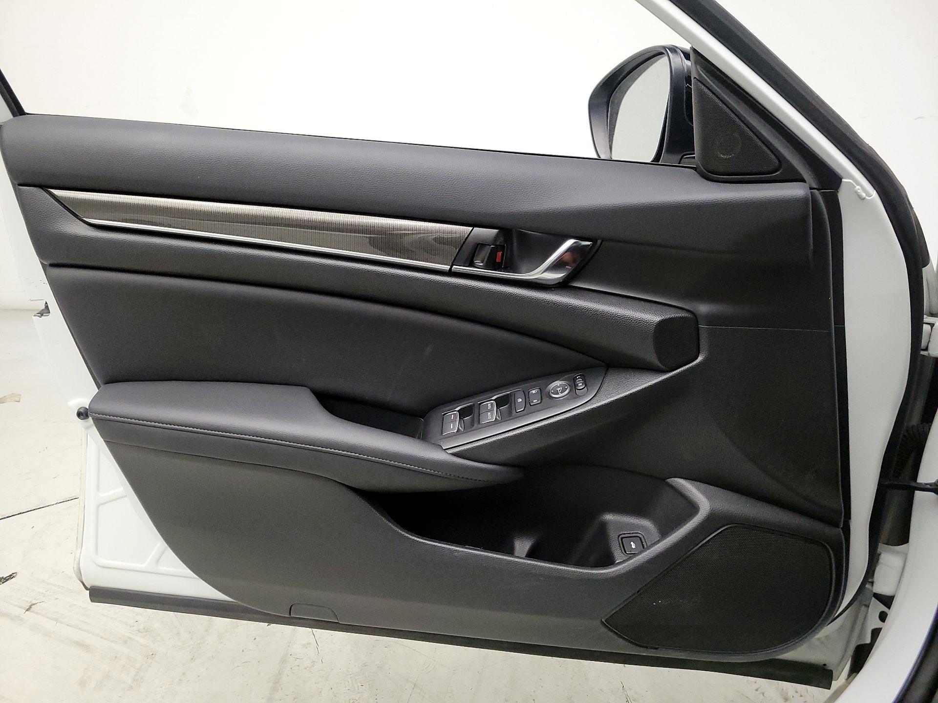 Thumbnail: 2022 Honda Accord - 12