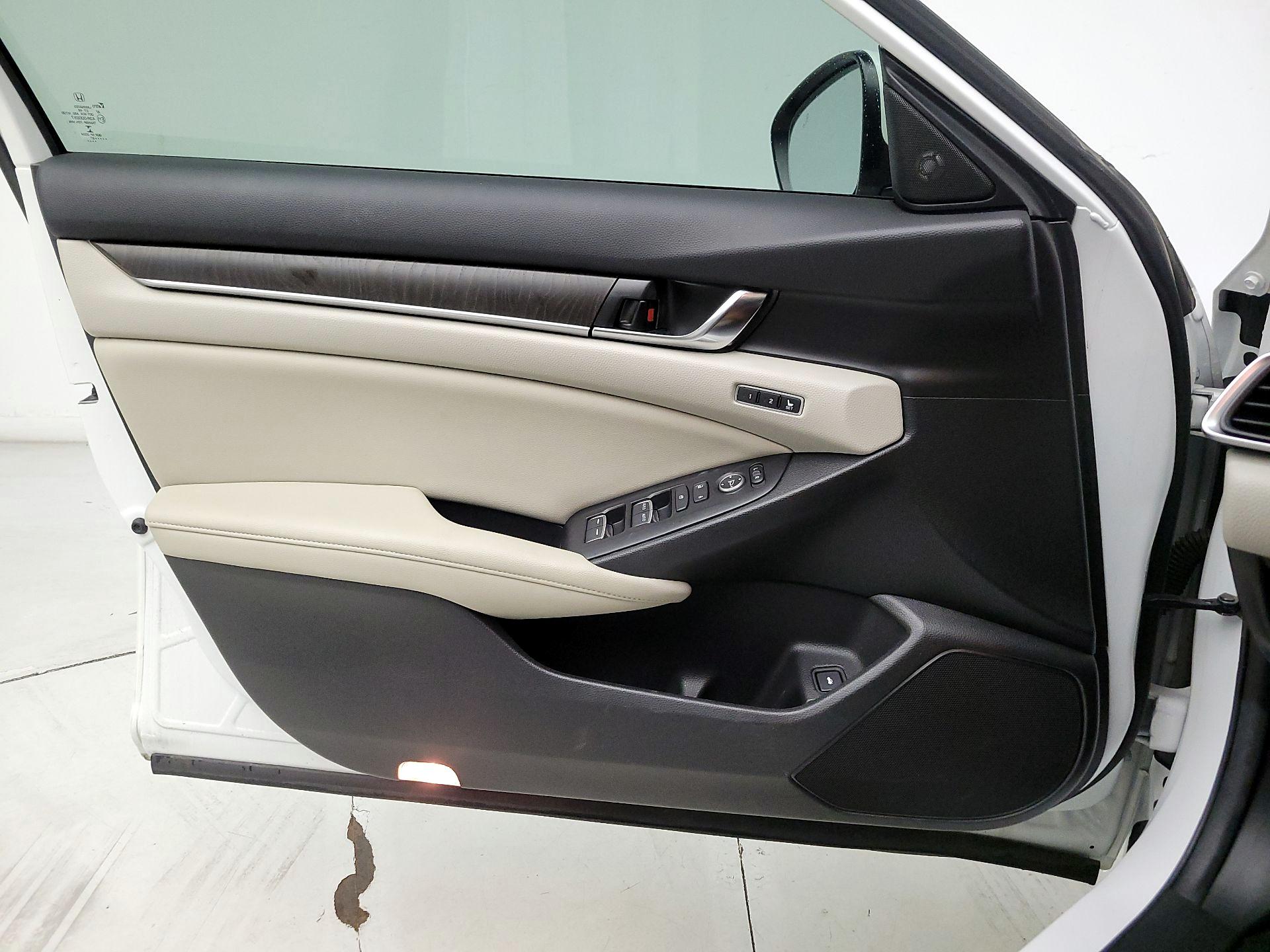 Thumbnail: 2021 Honda Accord - 12