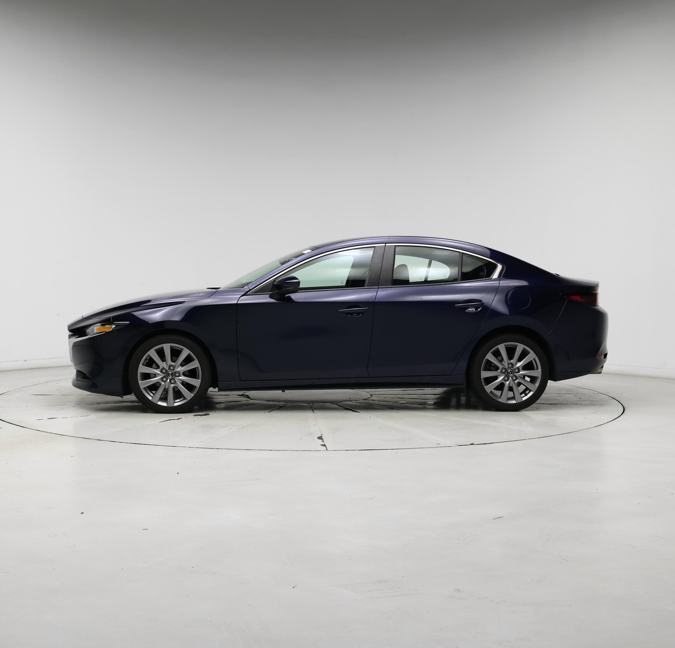 Thumbnail: 2022 Mazda Mazda3 - 3