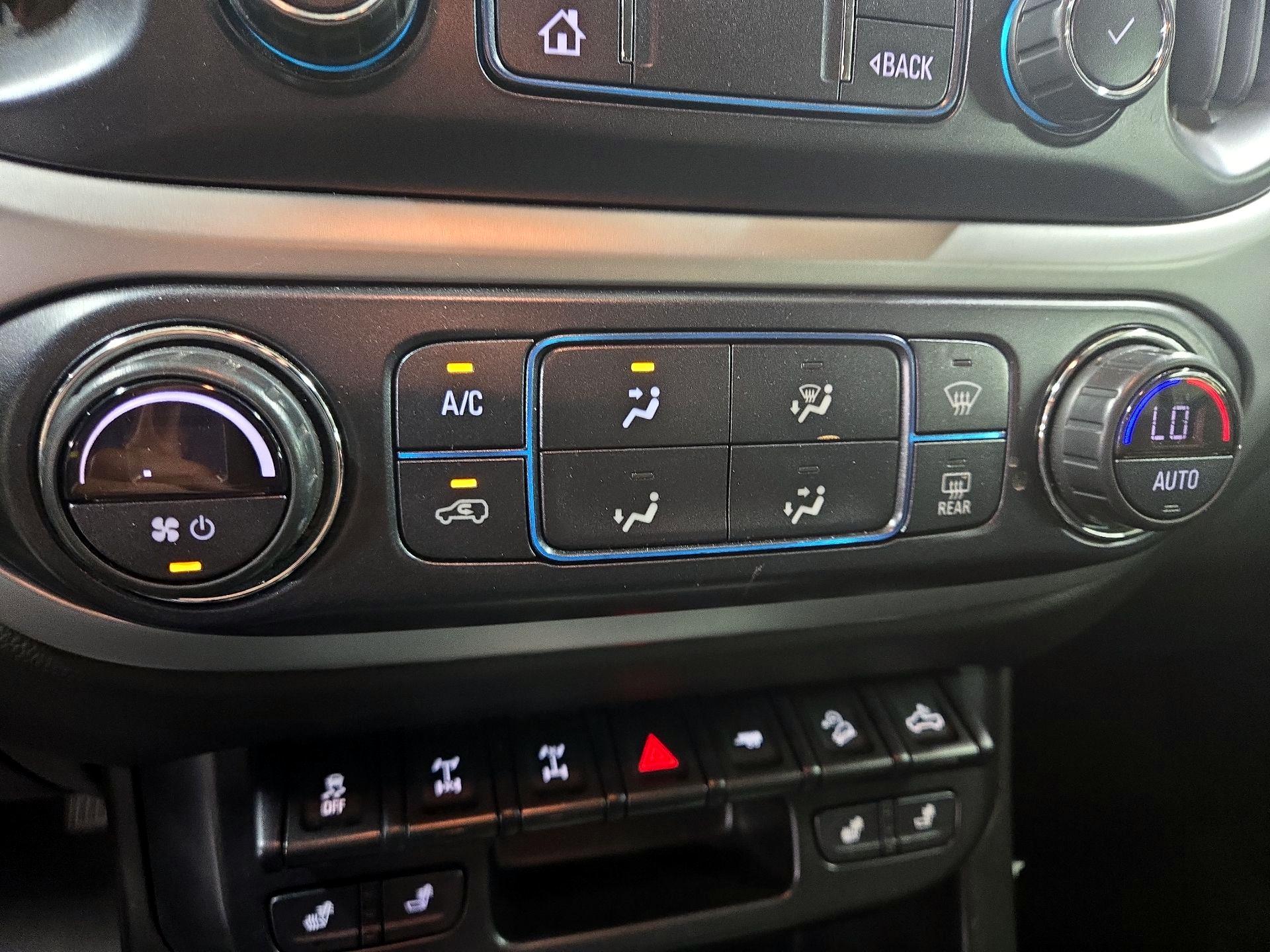 Thumbnail: 2019 Chevrolet Colorado - 17