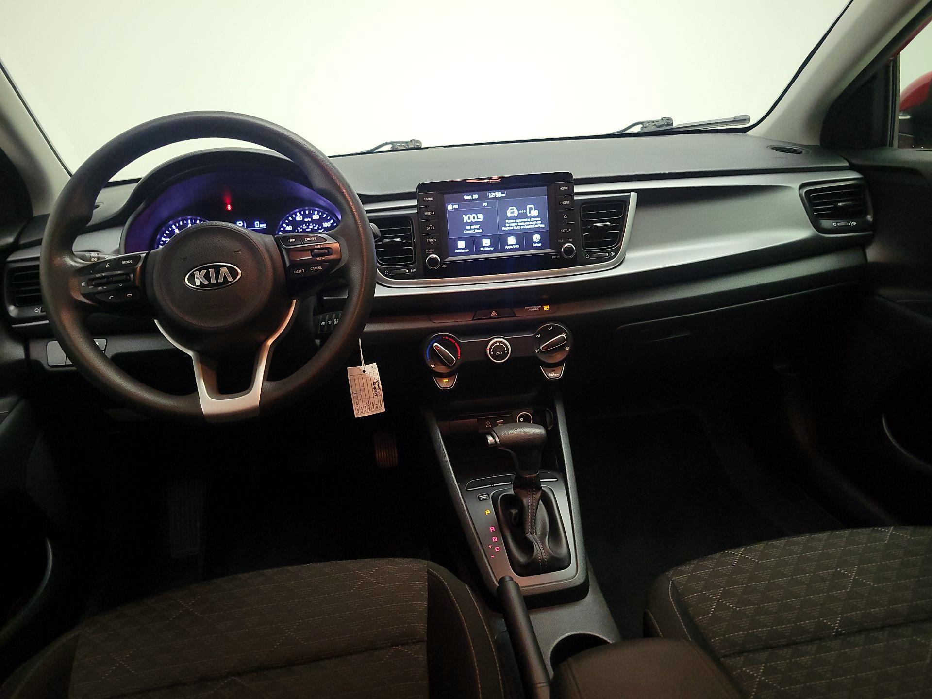 Thumbnail: 2019 Kia Rio - 9