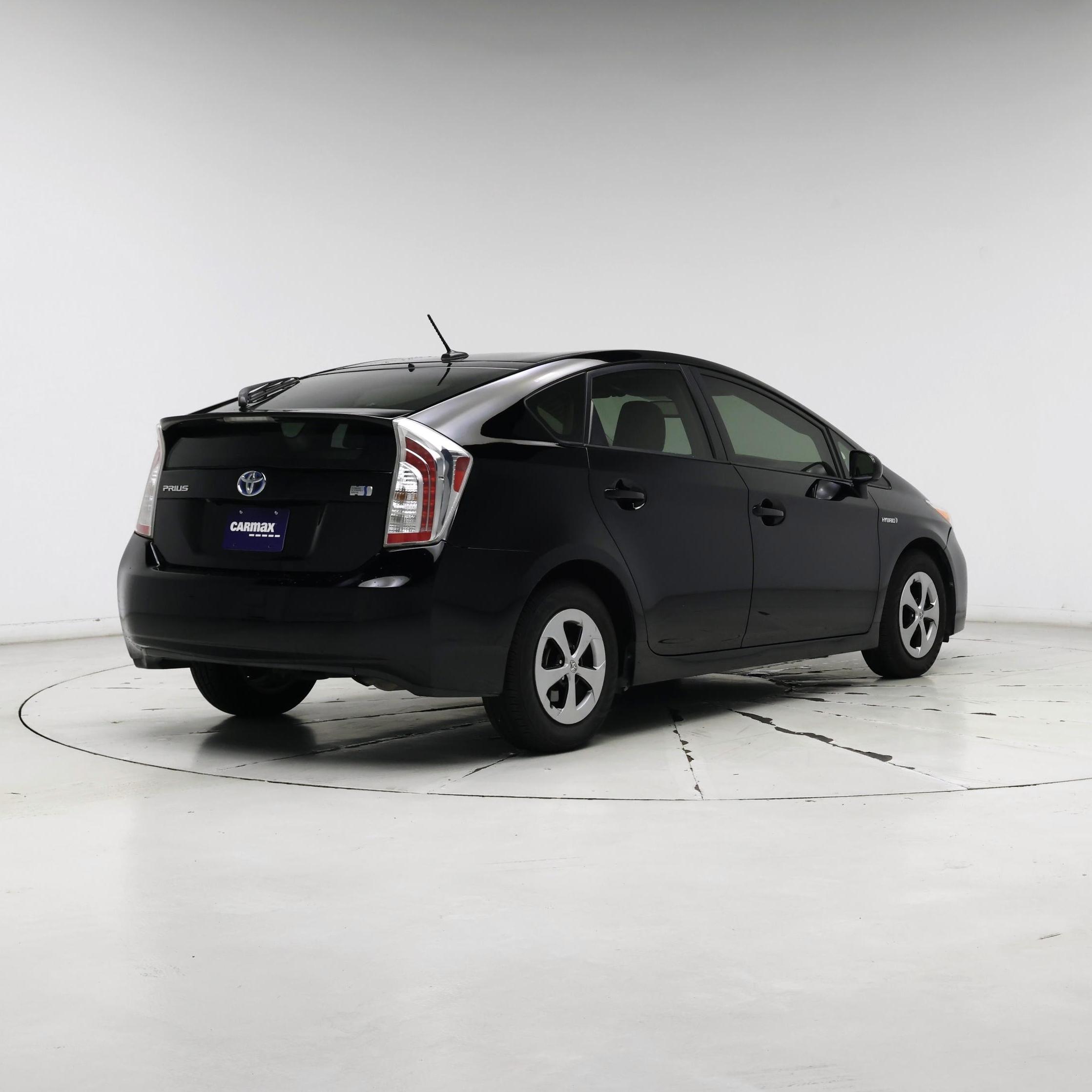 Thumbnail: 2014 Toyota Prius - 8