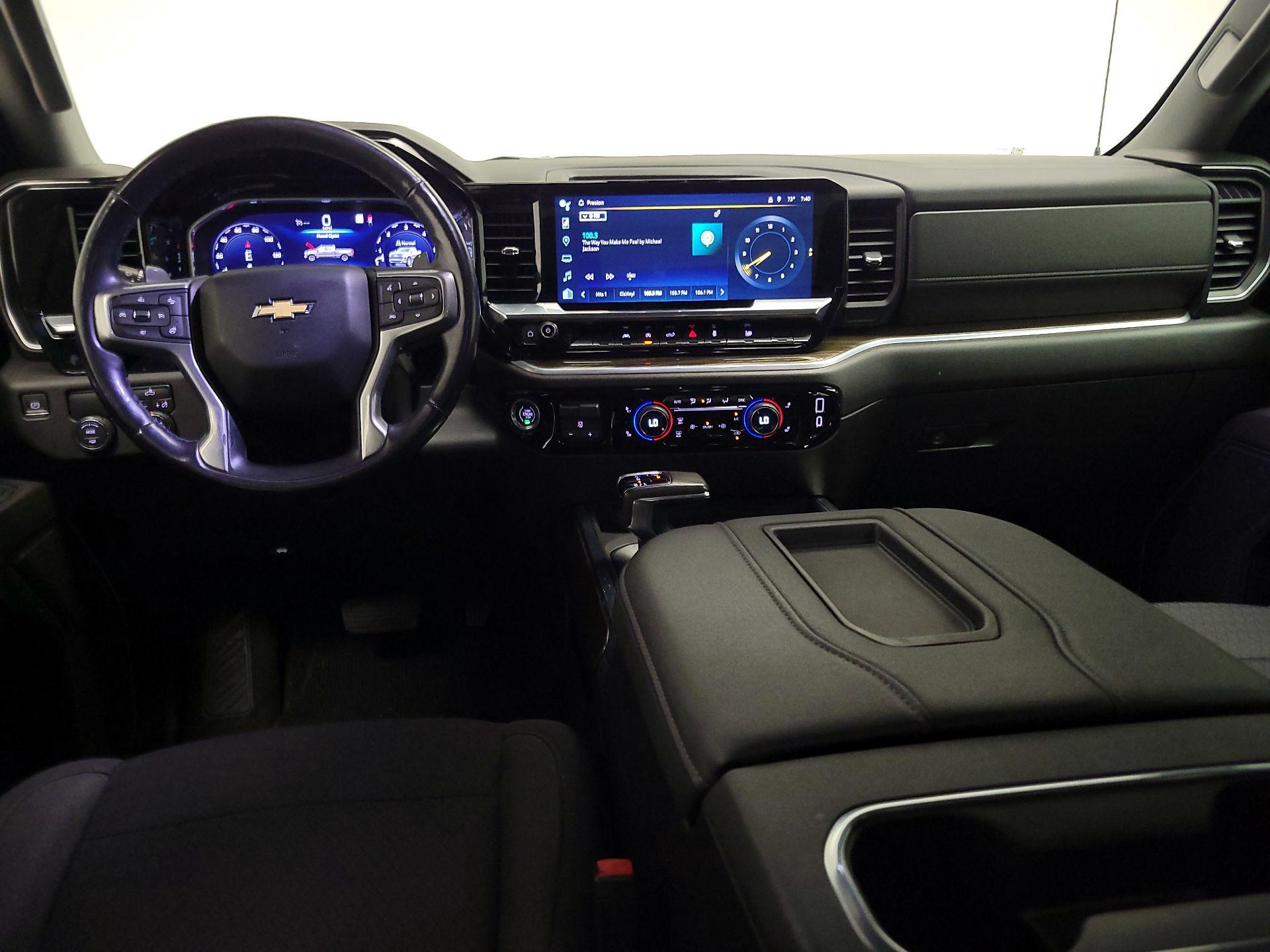 Thumbnail: 2022 Chevrolet Silverado 1500 - 9