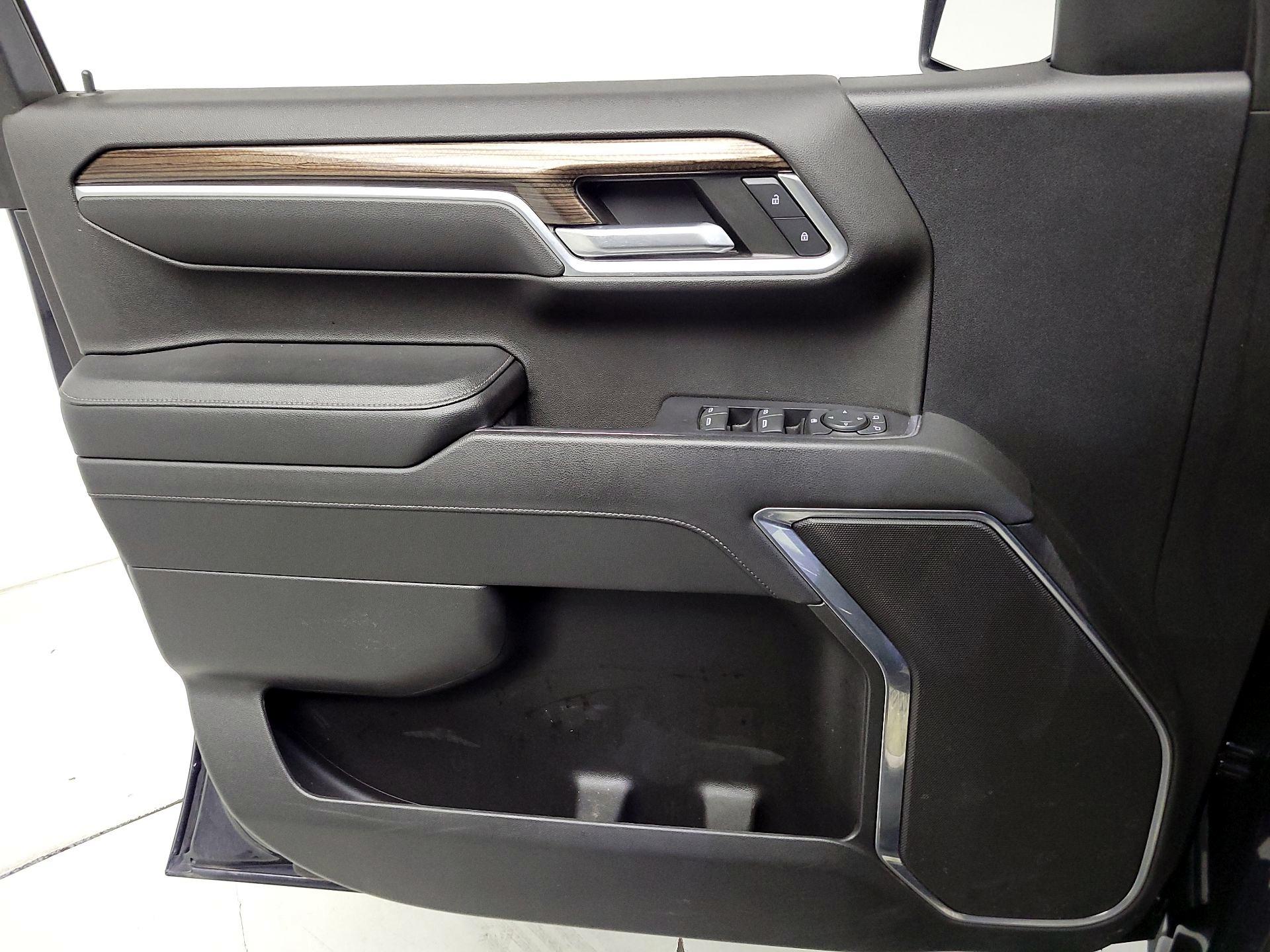 Thumbnail: 2022 Chevrolet Silverado 1500 - 12