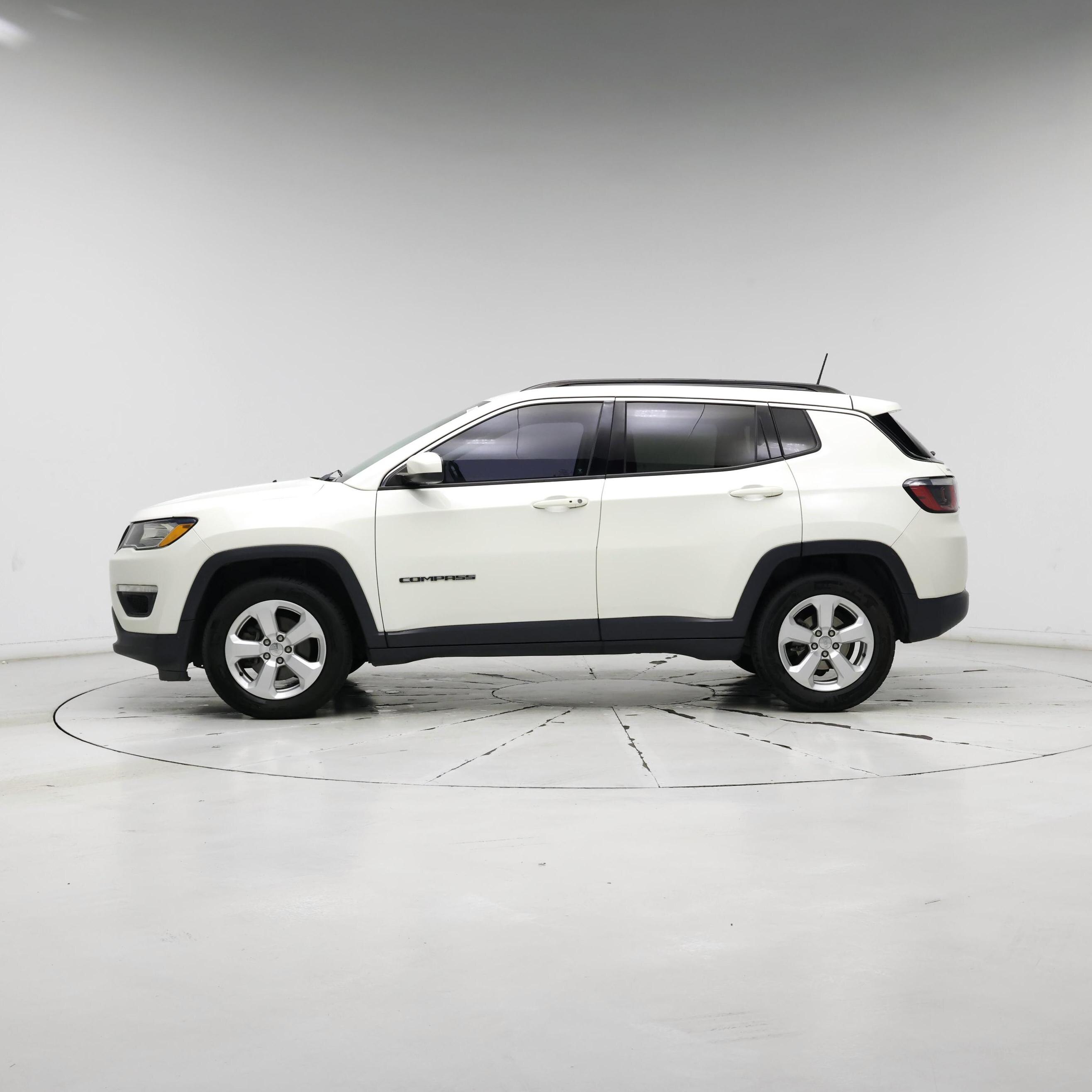 Thumbnail: 2018 Jeep Compass - 3