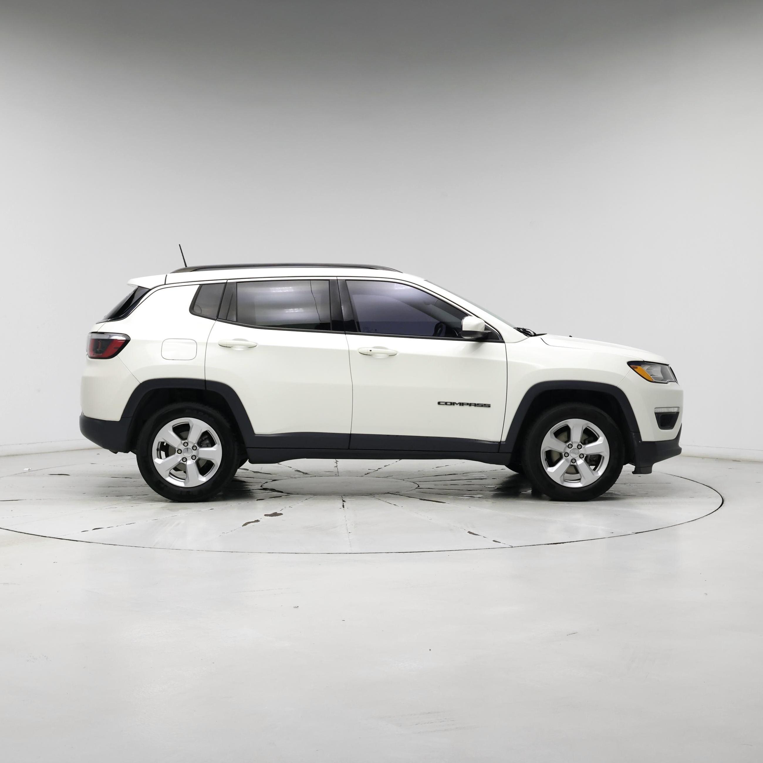Thumbnail: 2018 Jeep Compass - 7