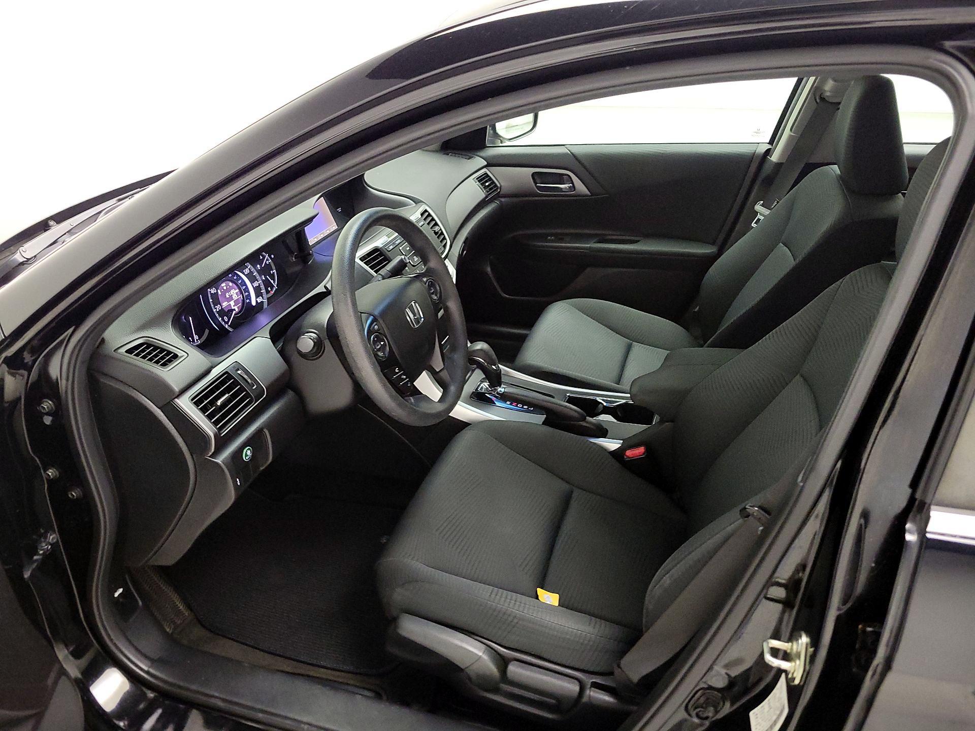 Thumbnail: 2015 Honda Accord - 11