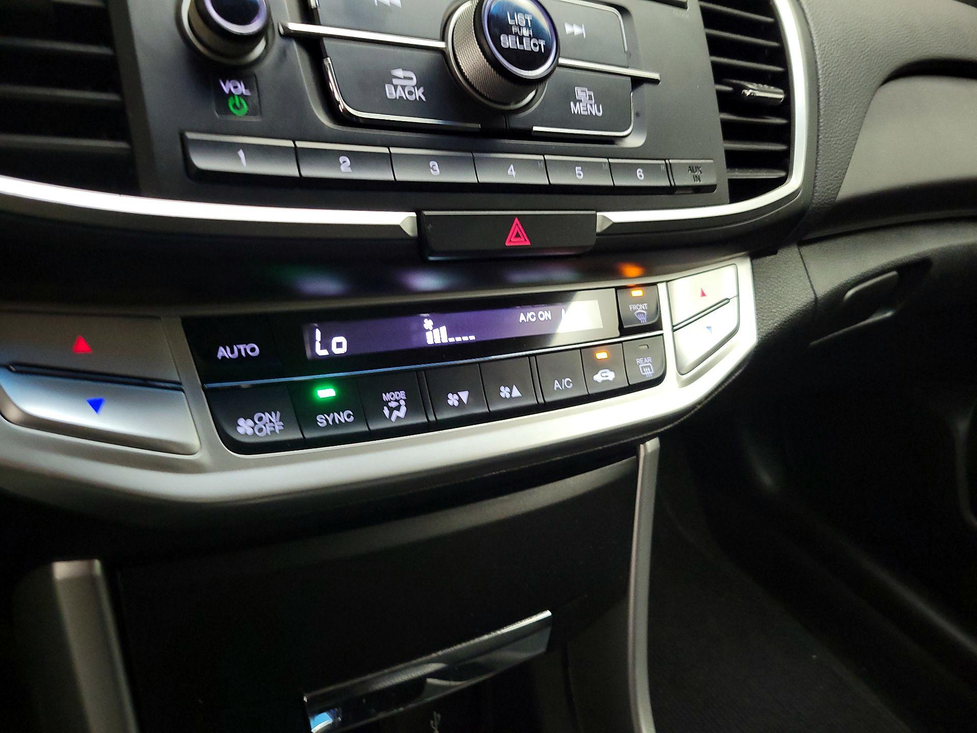 Thumbnail: 2015 Honda Accord - 16