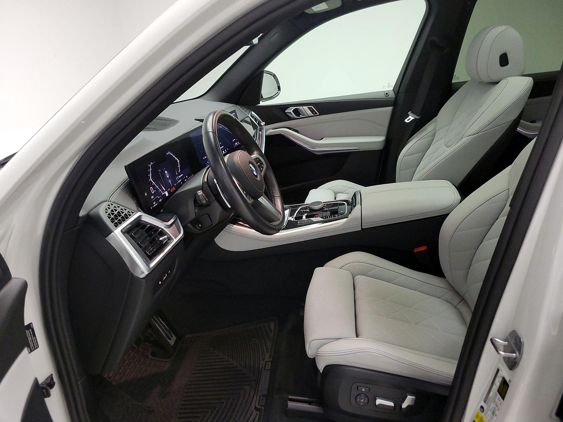 Thumbnail: 2024 BMW X5 - 11